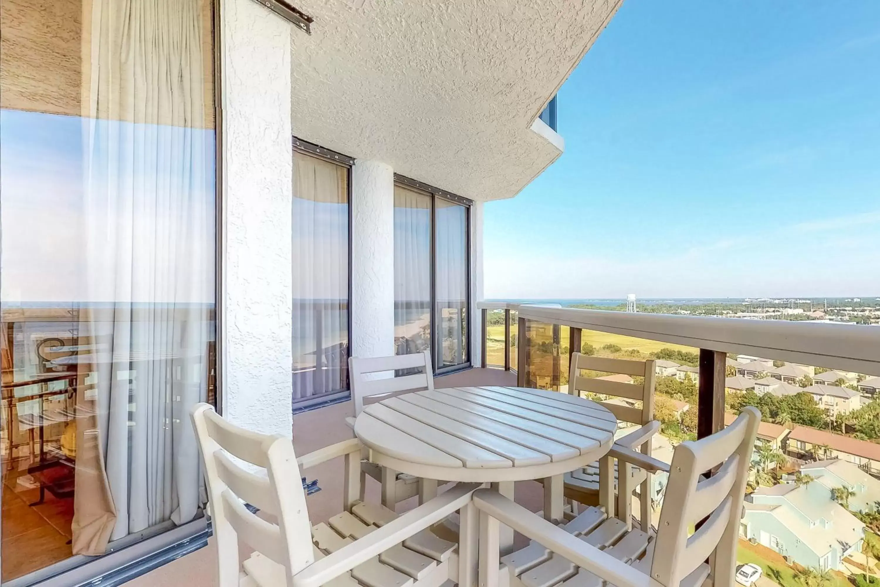 Two Bedroom Apartment in Surfside Resort by Vacasa Two Bedroom Apartment in Surfside Resort by Vacasa