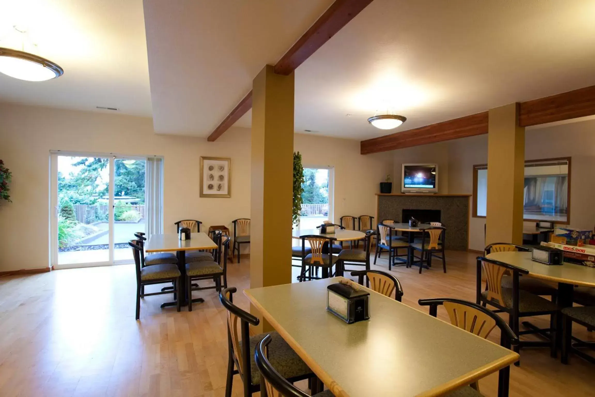 Restaurant/places to eat in Inn at Wecoma Restaurant/places to eat in Inn at Wecoma