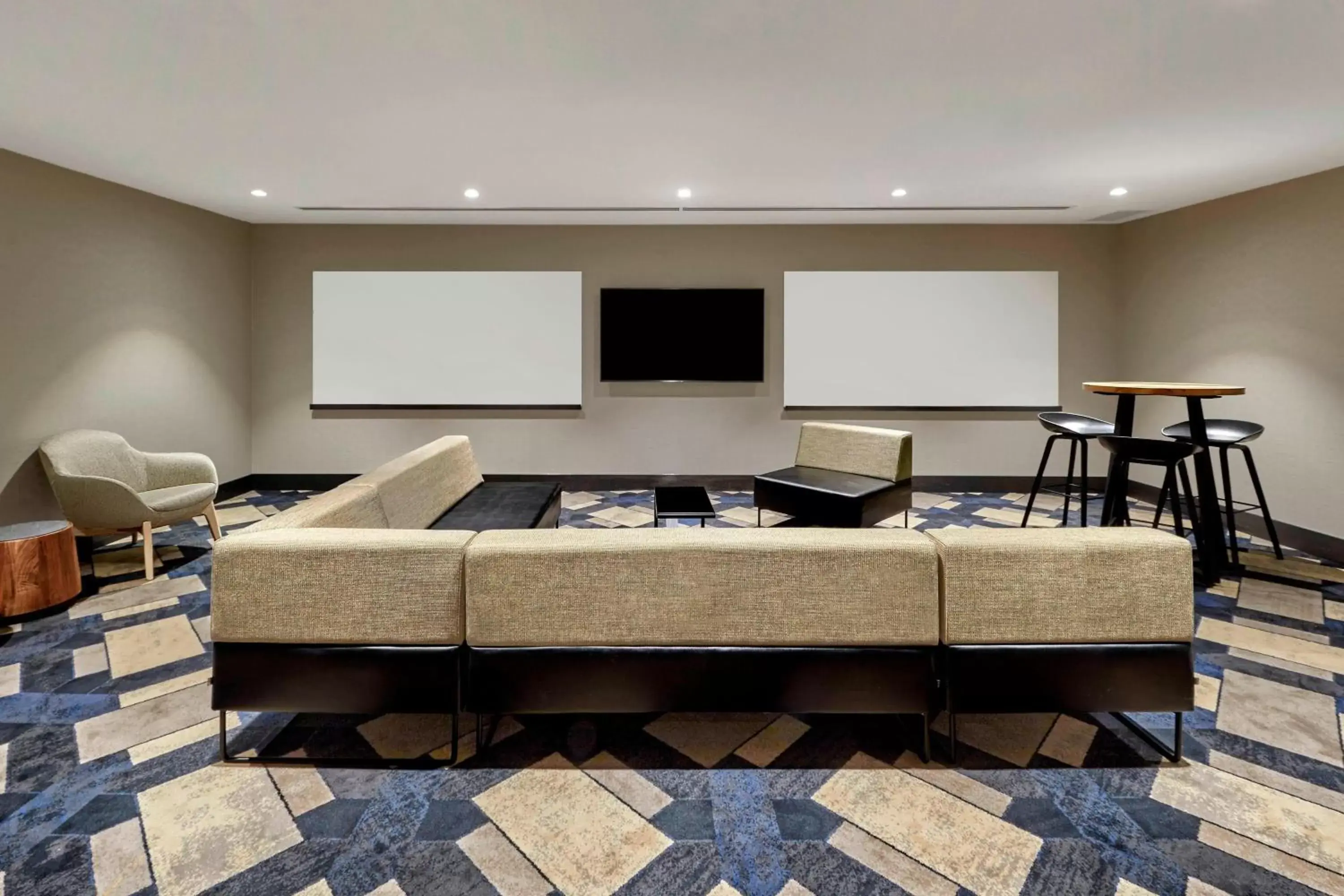 Meeting/conference room in Delta Hotels Calgary Downtown