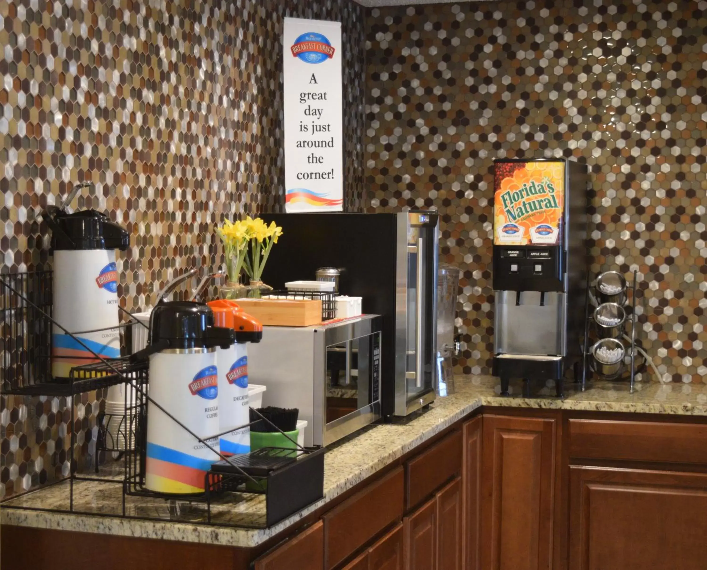 Continental breakfast in Baymont by Wyndham Texarkana