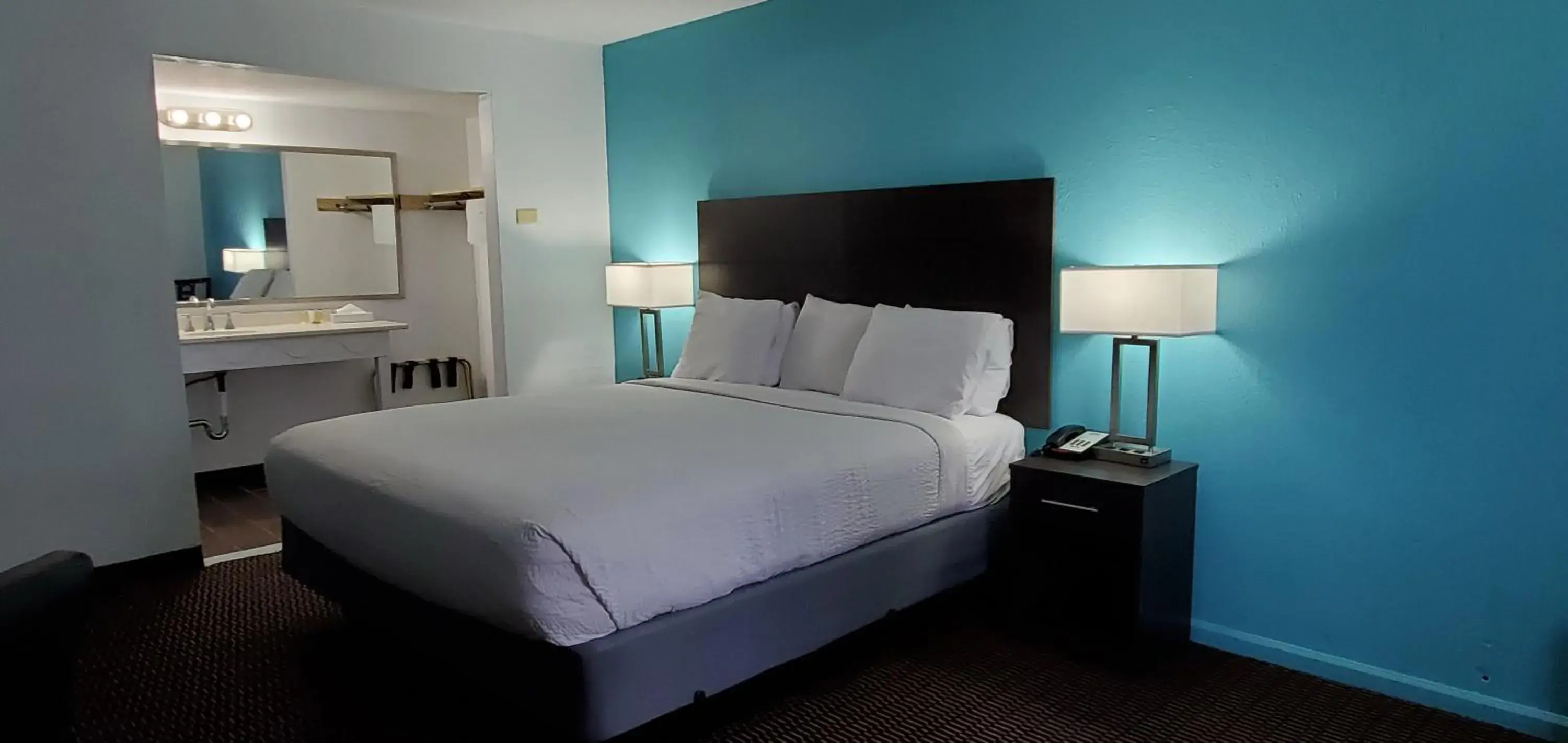 Bed in Travelodge by Wyndham Livonia Canton Novi Detroit Area