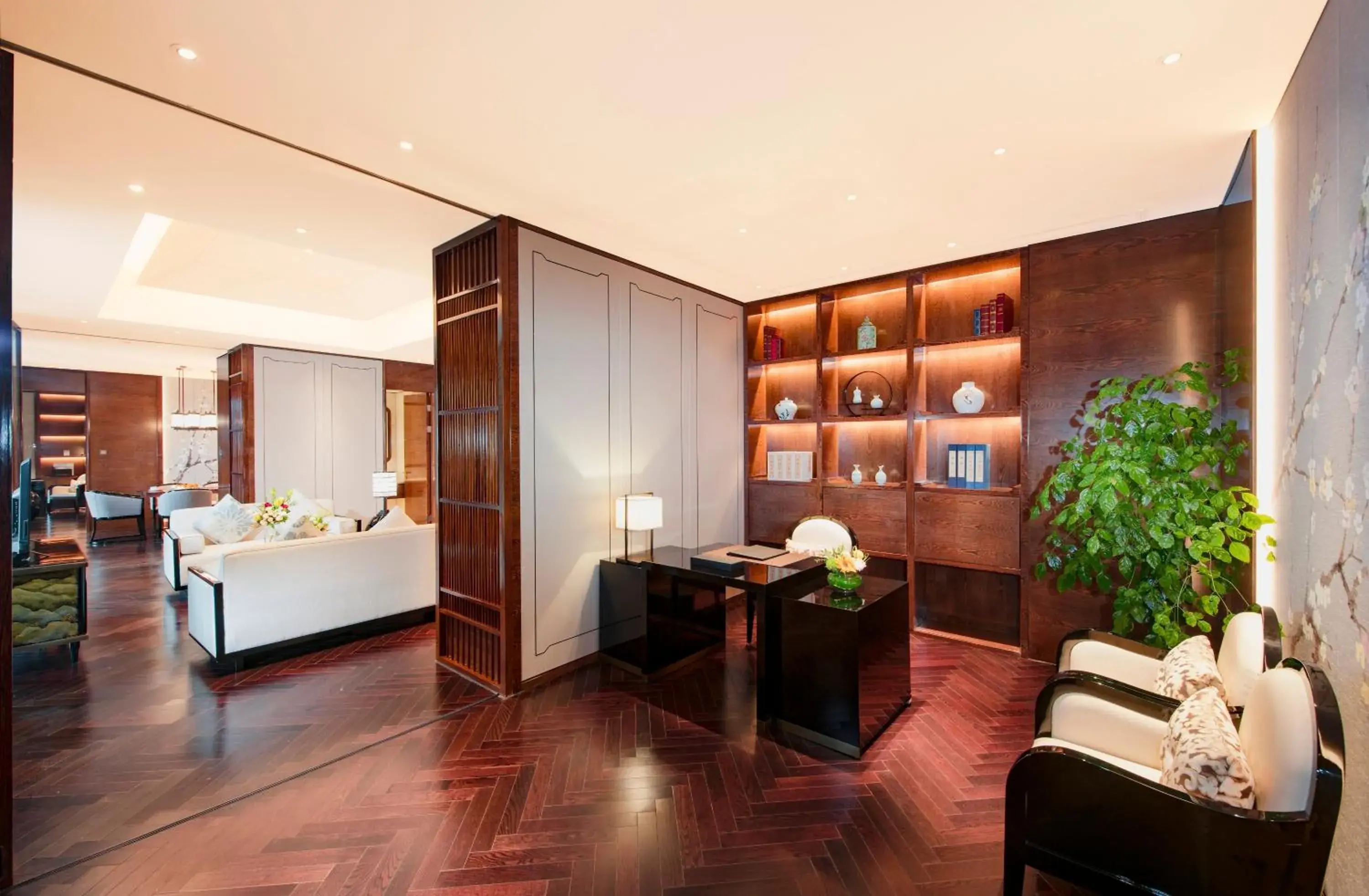 Seating area, Bed in voco - Hangzhou Binjiang Minghao by IHG Seating area, Bed in voco - Hangzhou Binjiang Minghao by IHG