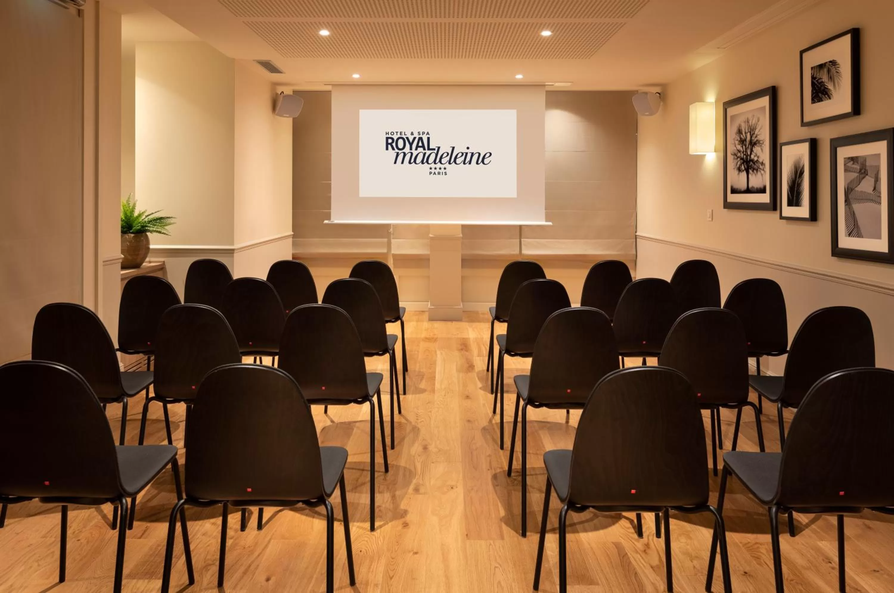 Meeting/conference room in Royal Madeleine Hotel & Spa