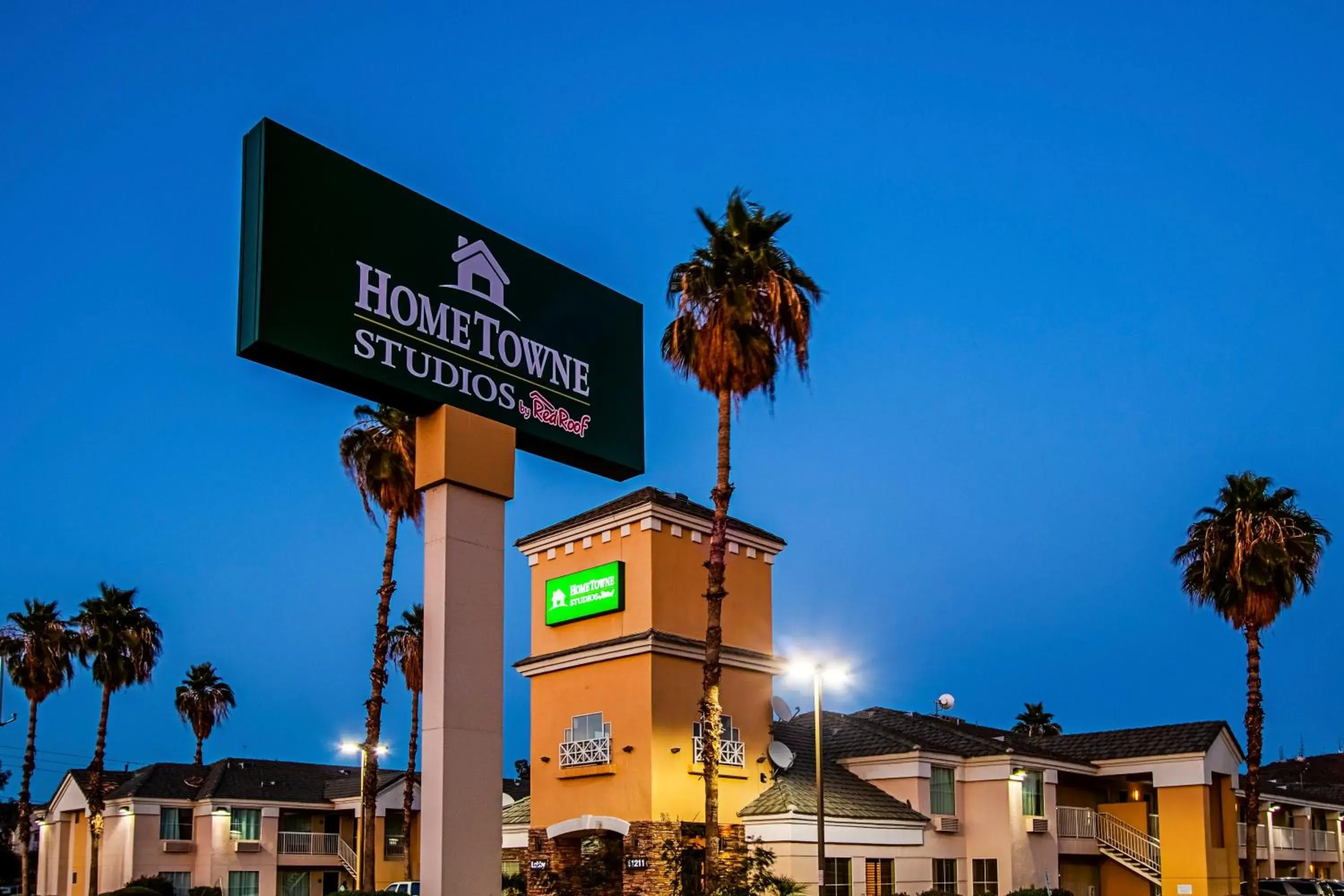 Property Building in HomeTowne Studios by Red Roof Phoenix - Black Canyon Highway