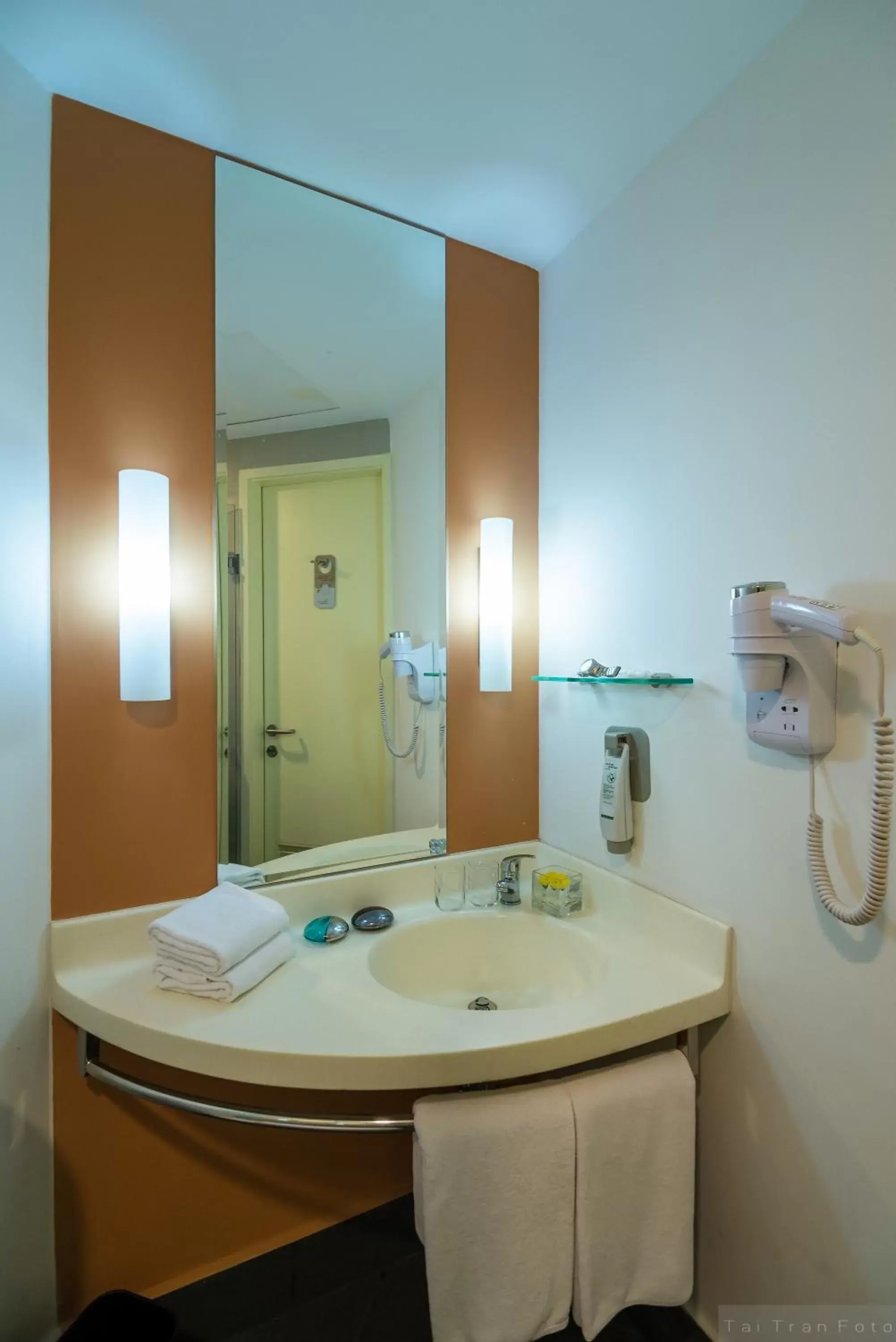 Bathroom in Ibis Saigon South Bathroom in Ibis Saigon South