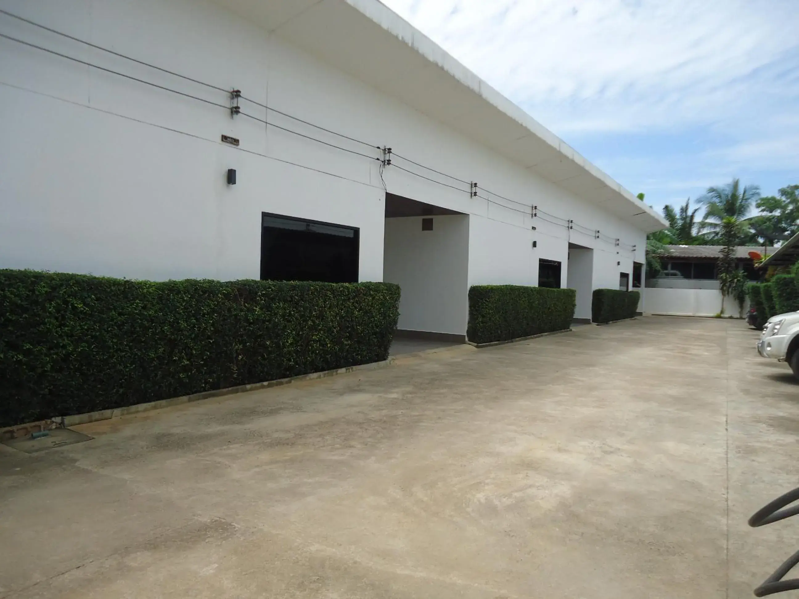 Facade/entrance in Pine Home