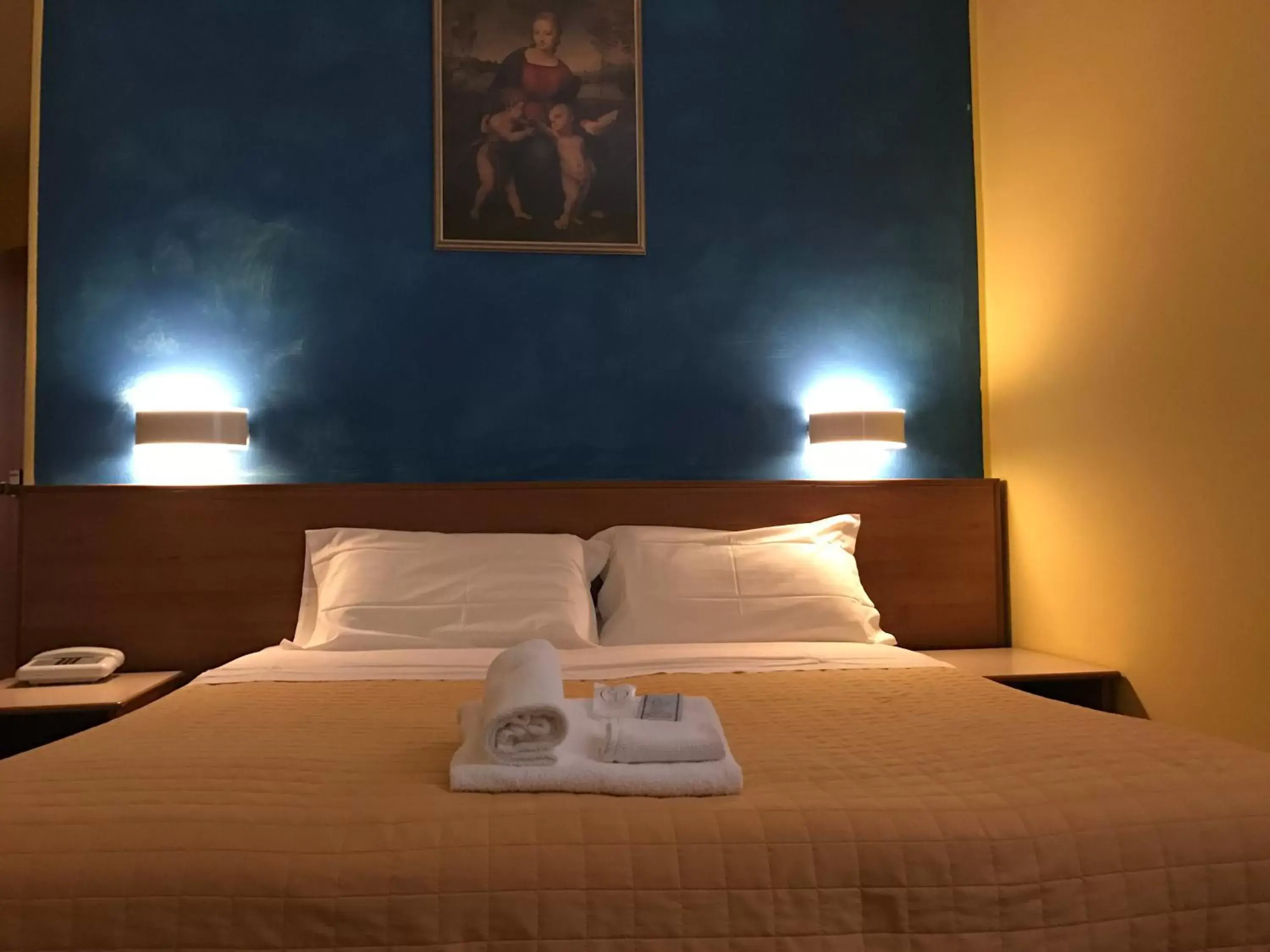 Bed in Hotel Pellegrino E Pace