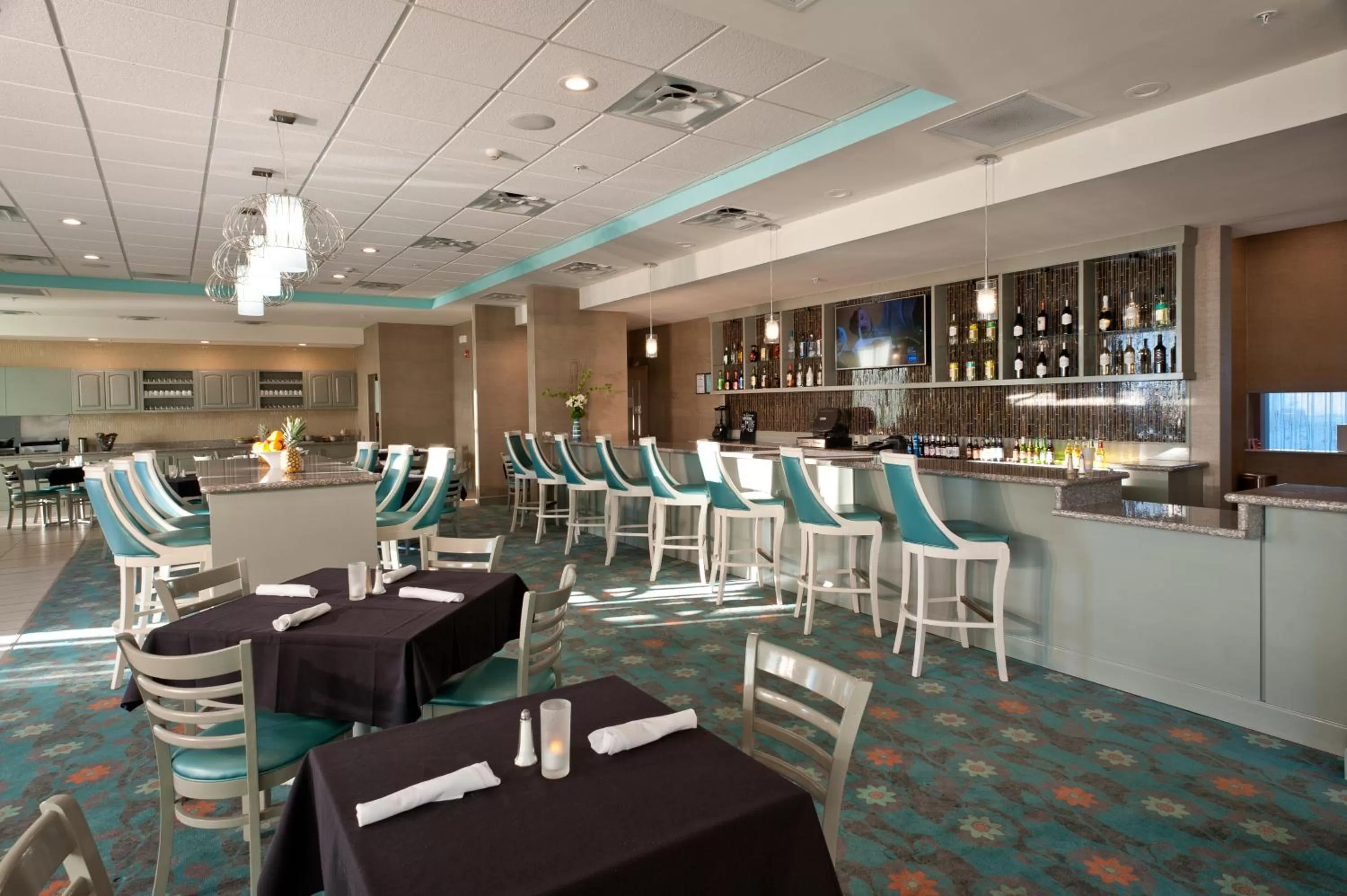 Restaurant/places to eat in Holiday Inn Guin by IHG