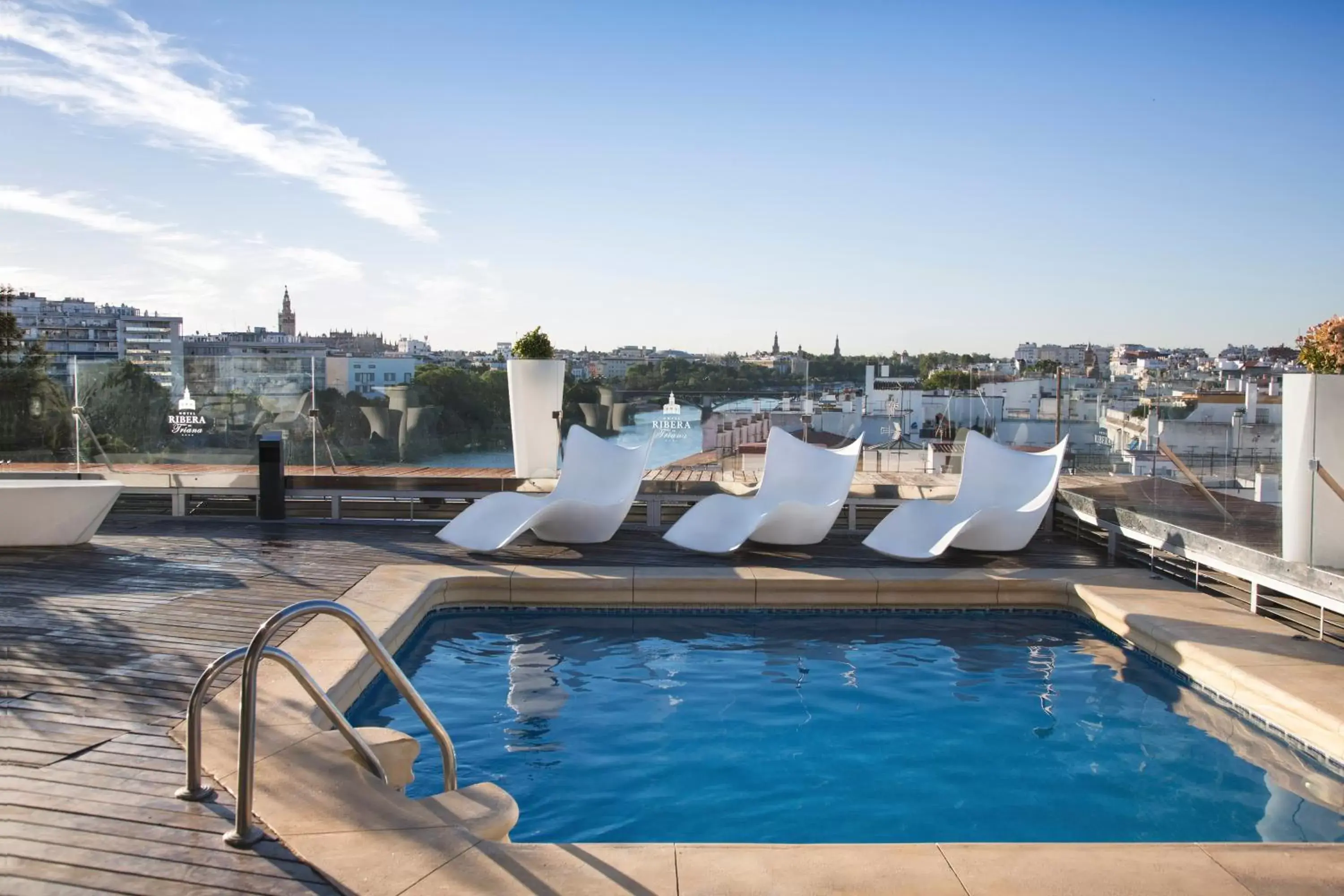 Balcony/Terrace, Swimming Pool in Ribera de Triana Hotel
