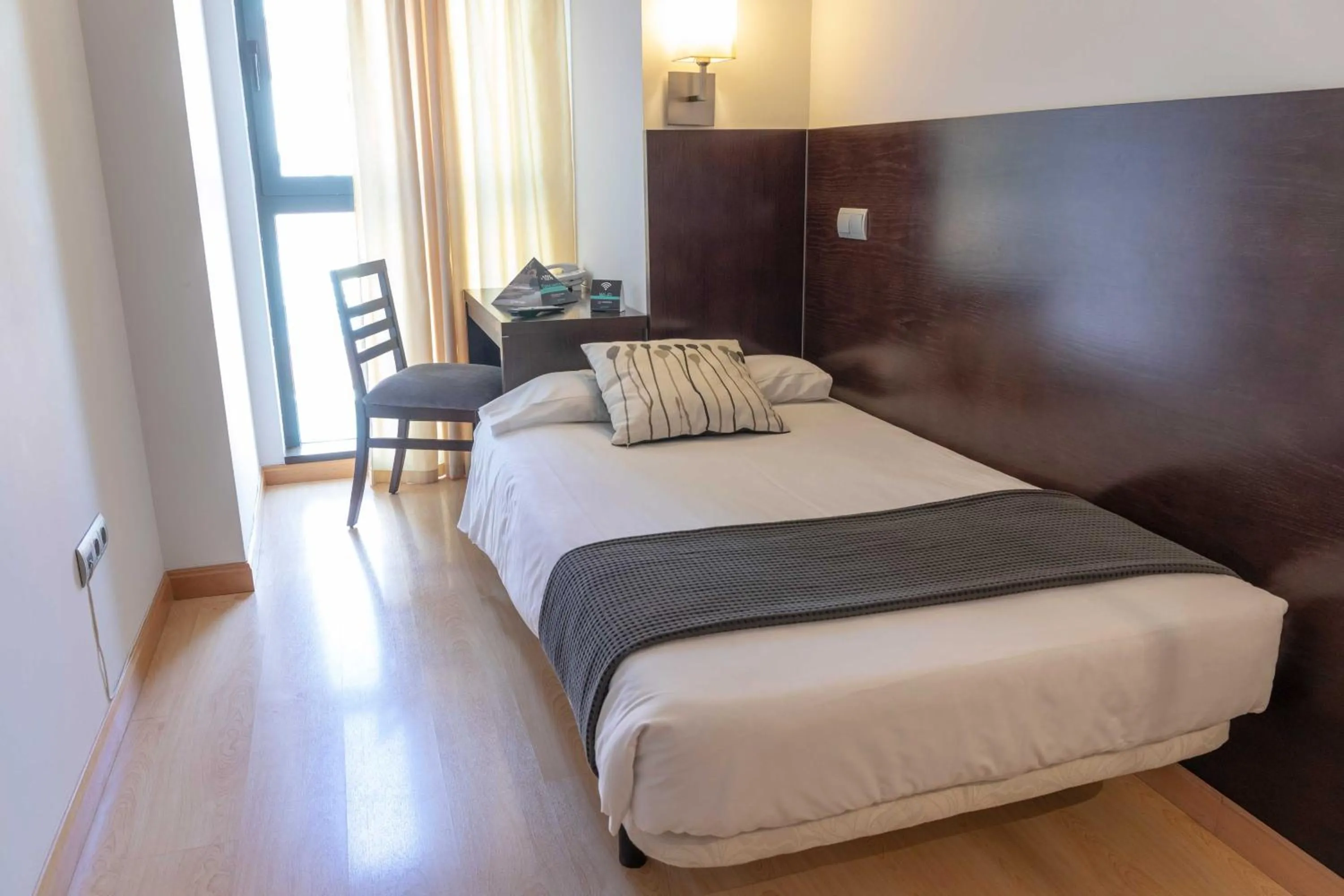 Bed in Hotel Alda Cardeña