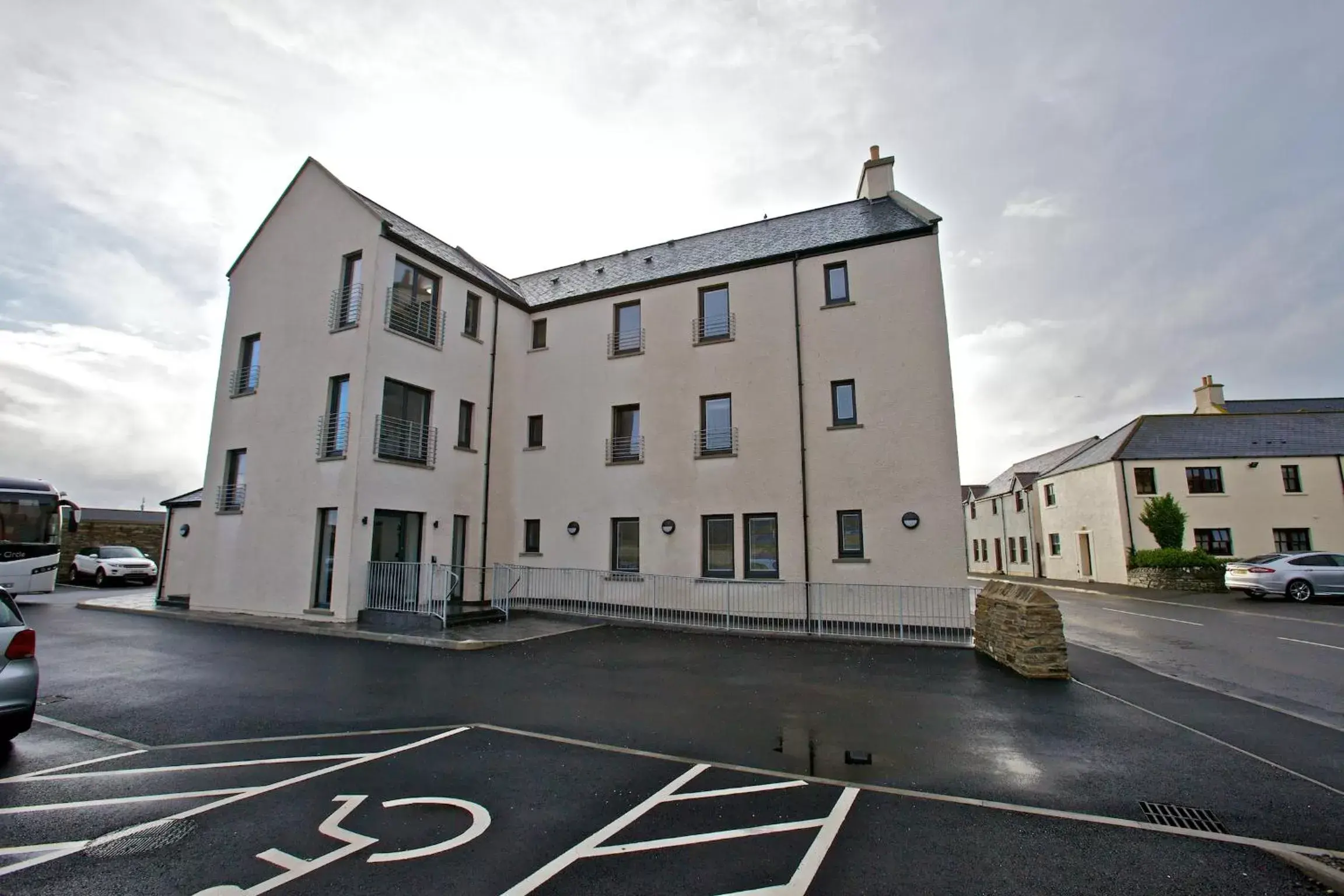 Property Building in Ayre Hotel & Ayre Apartments