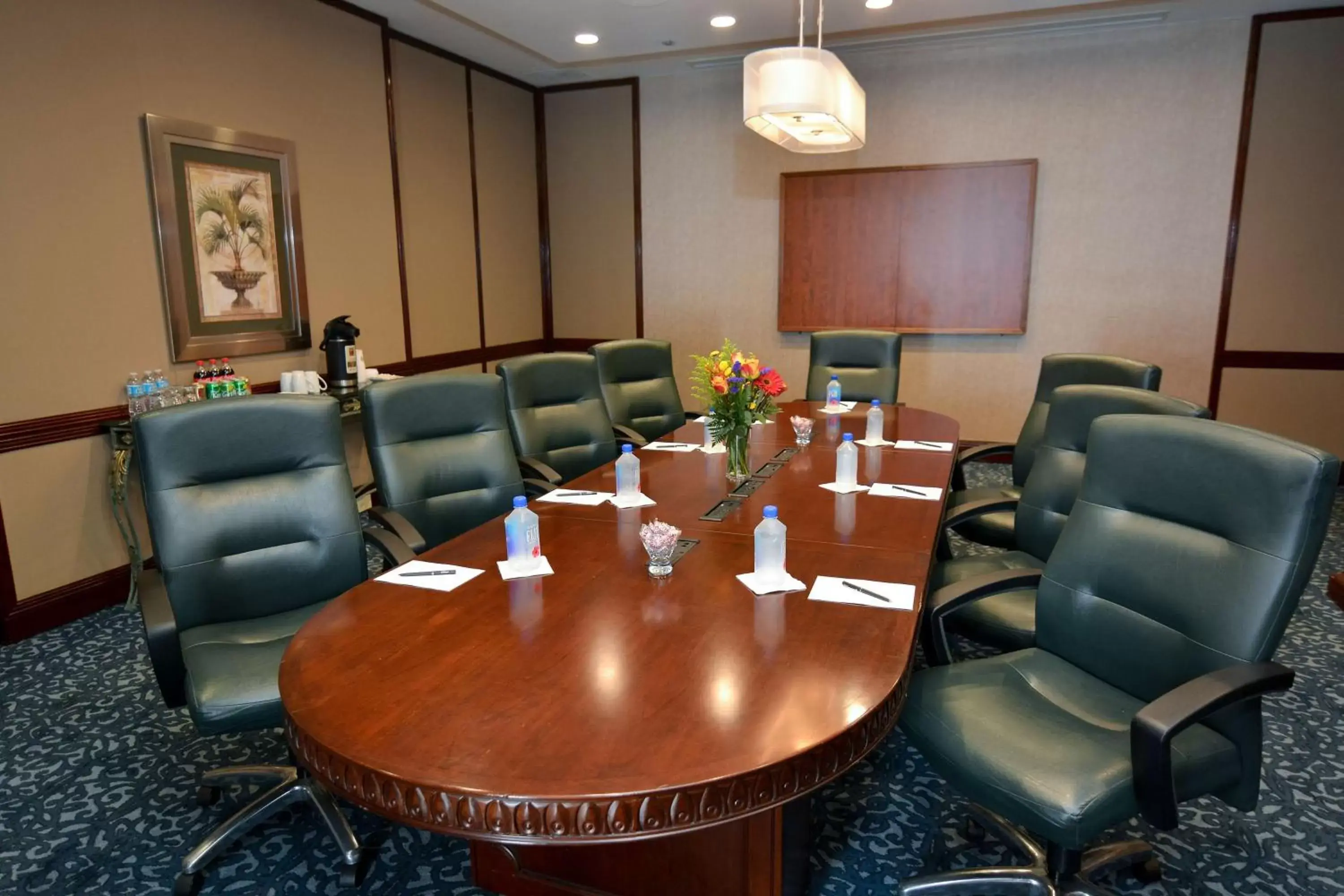Meeting/conference room in Hilton Palm Beach Airport