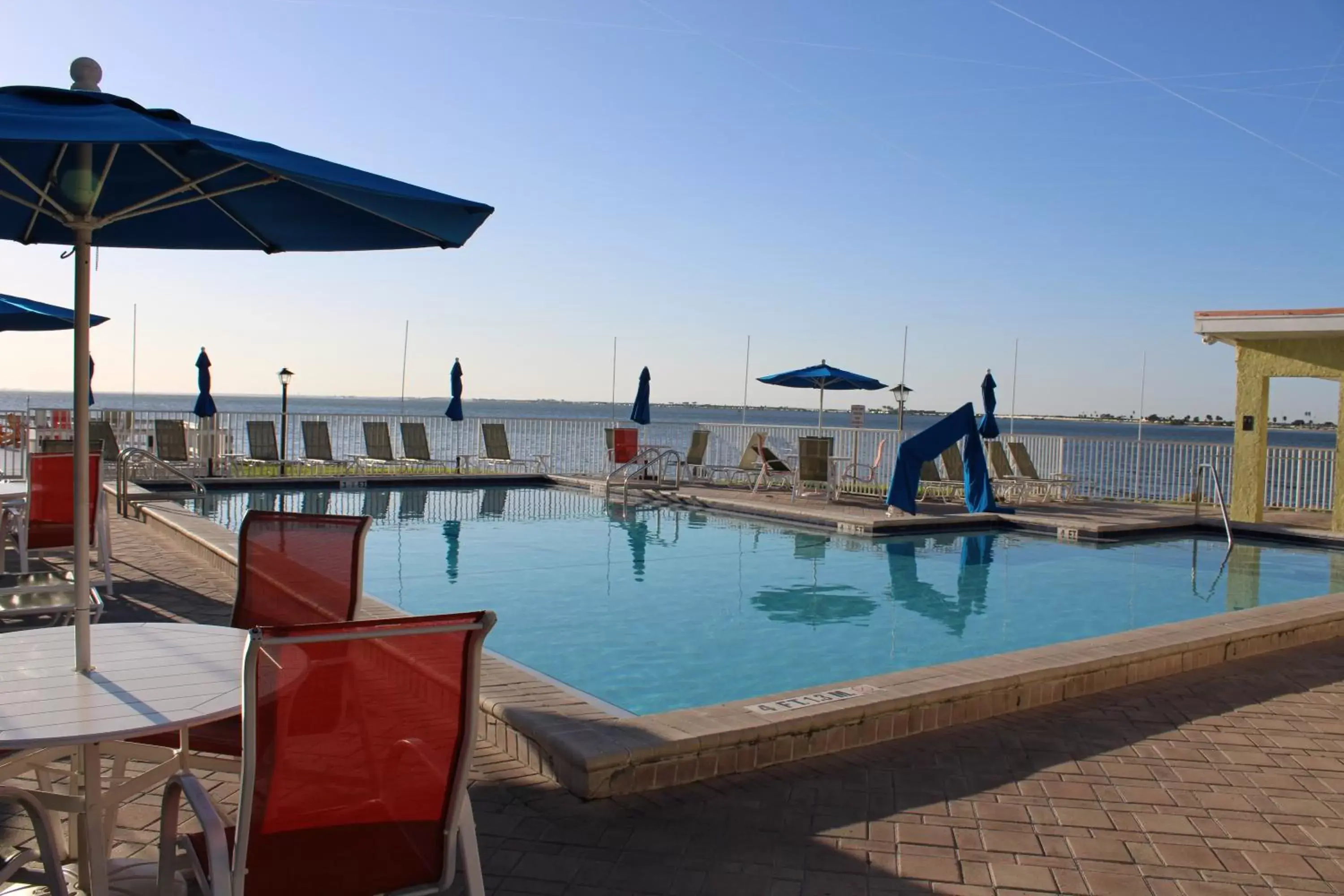 Swimming Pool in Sailport Waterfront Suites