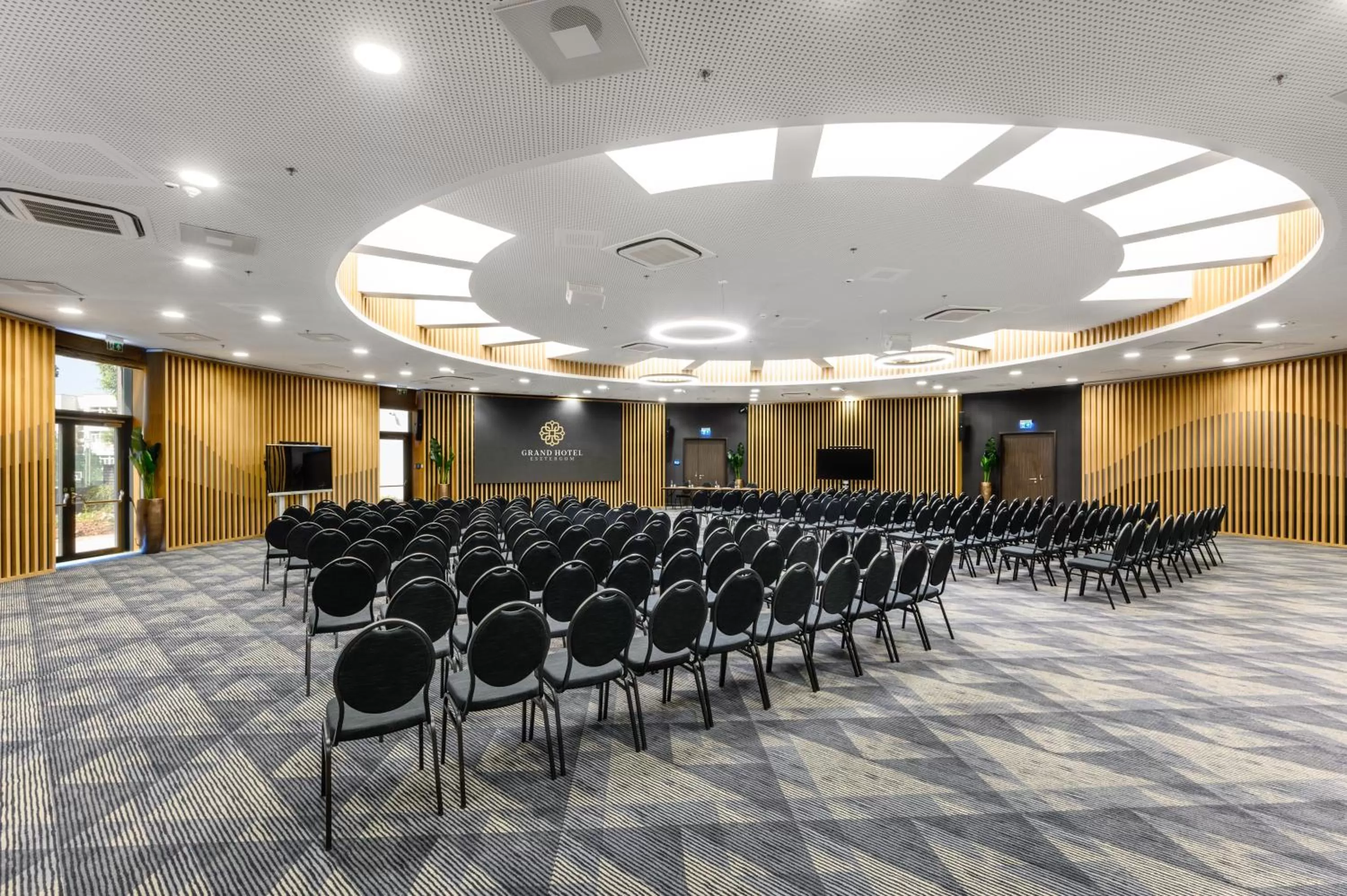 Meeting/conference room in Grand Hotel Esztergom