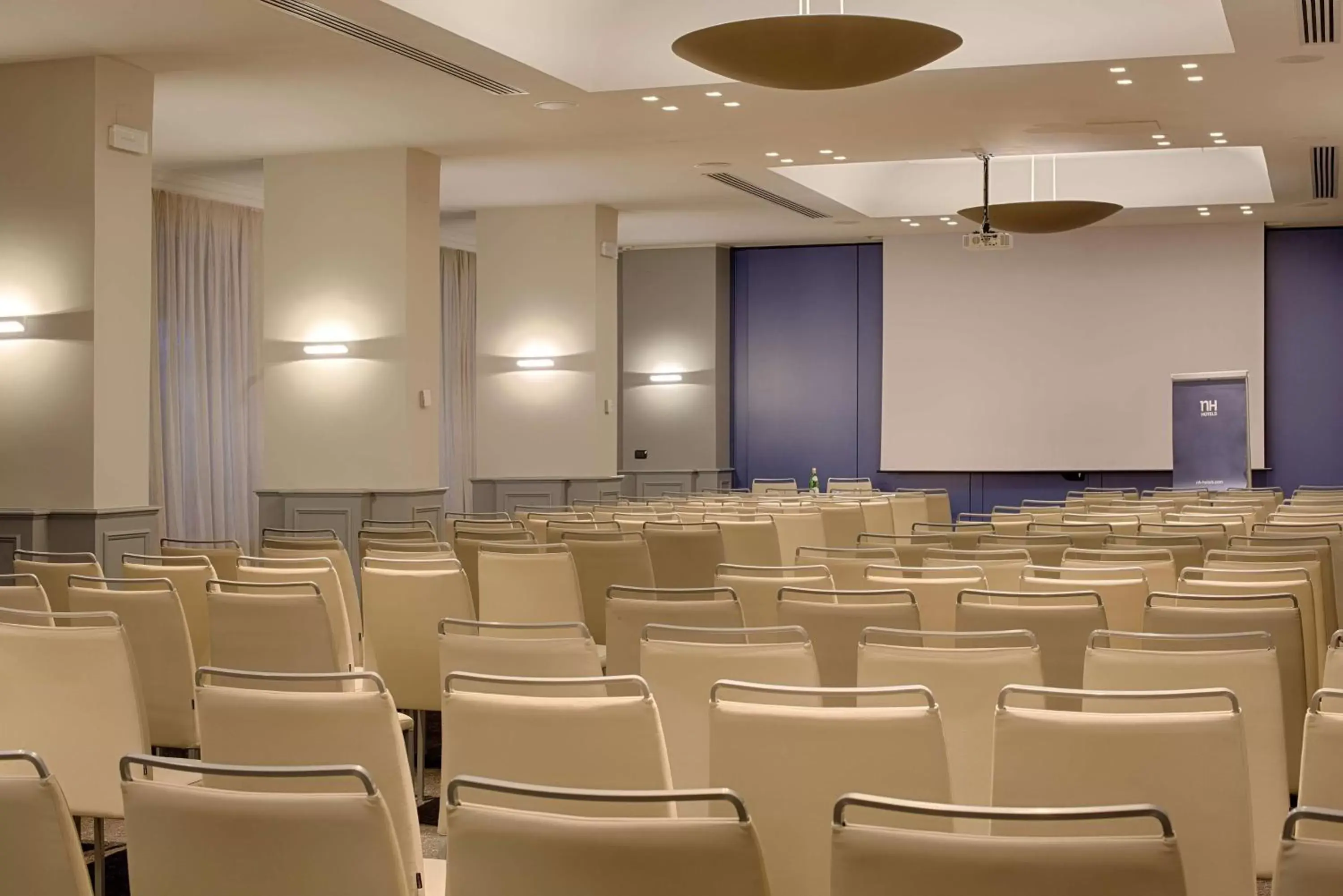 Meeting/conference room in NH Bologna De La Gare