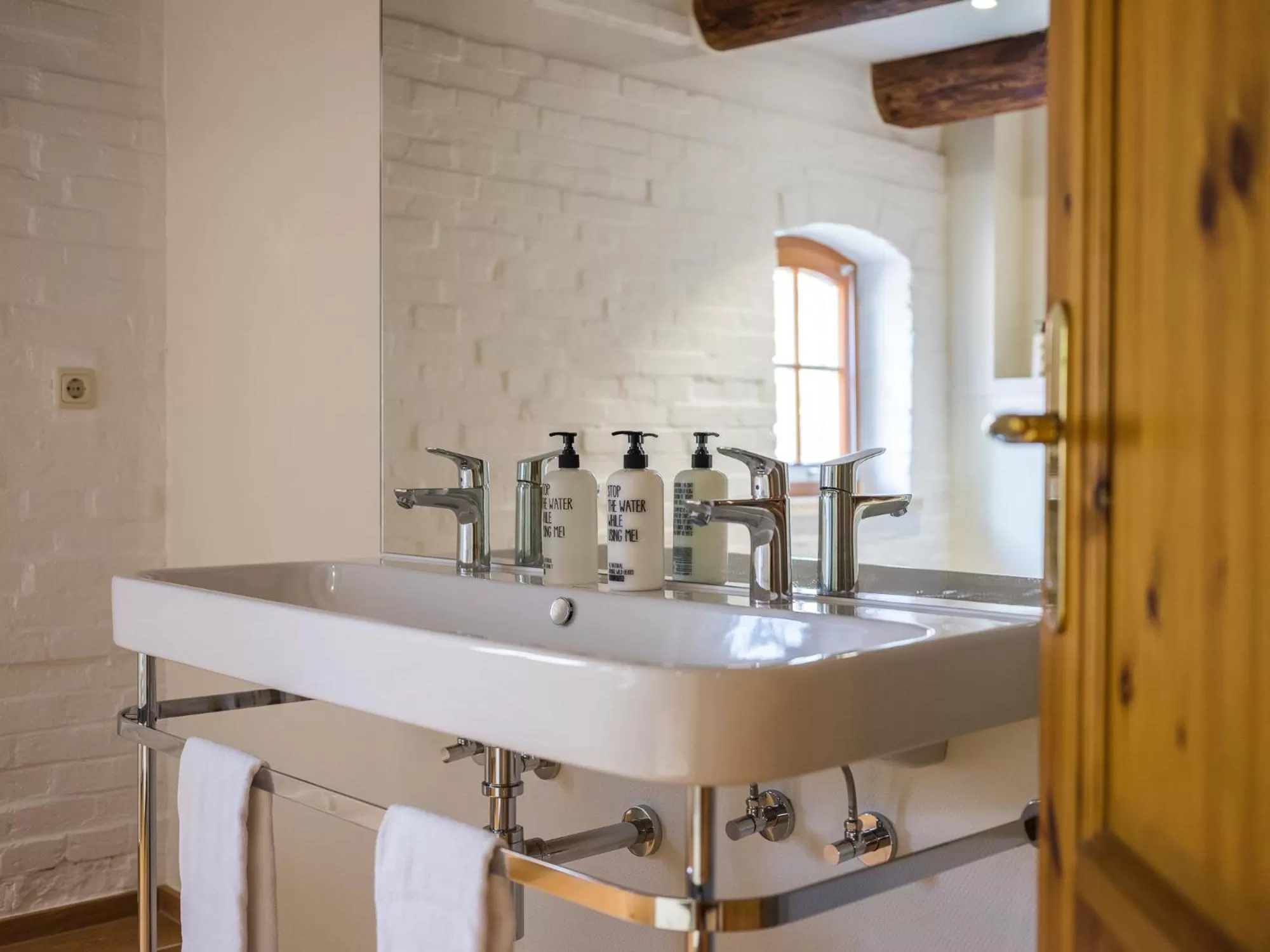 Bathroom in Romantik Hotel Reichshof