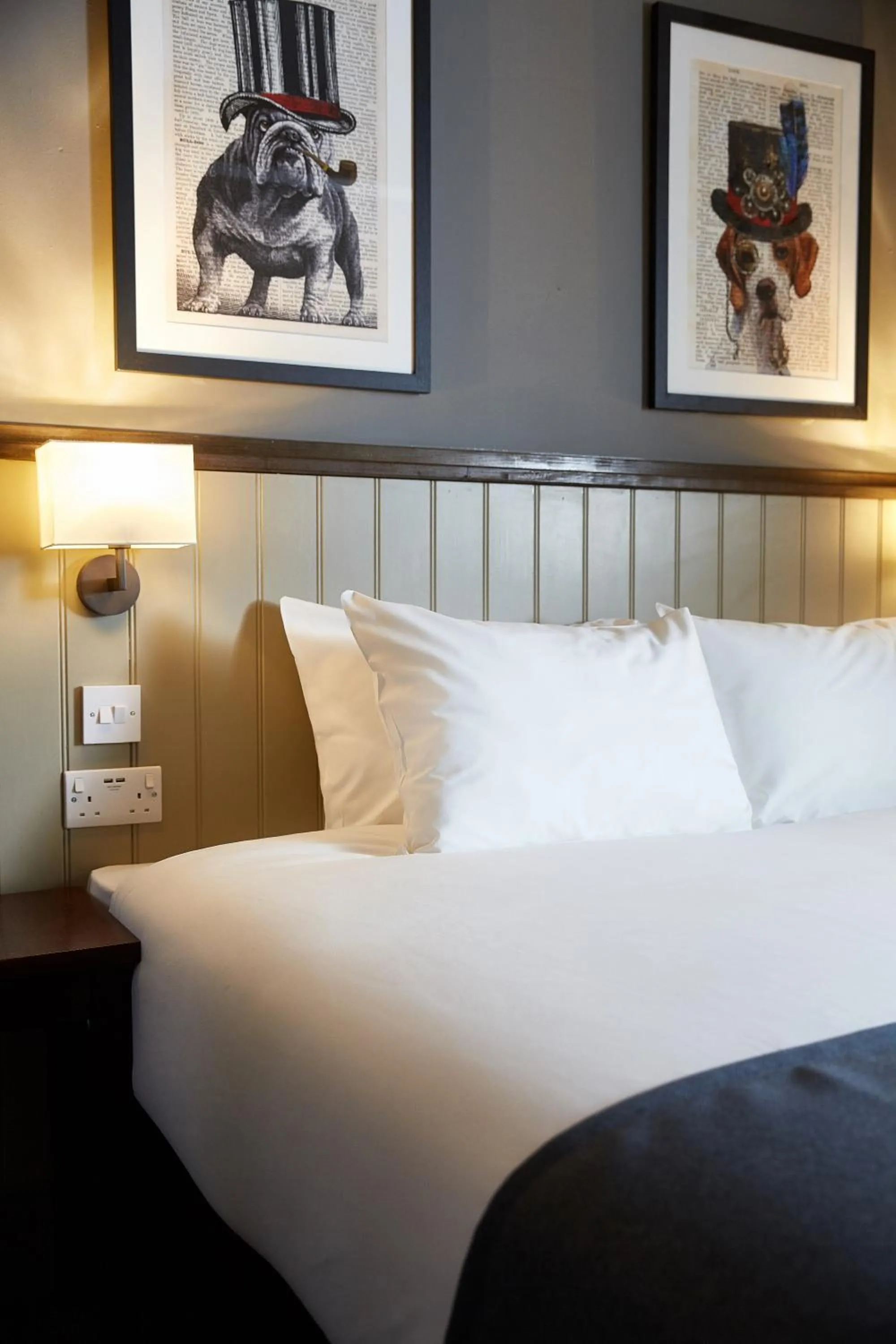 Bed in Kings Head by Chef & Brewer Collection