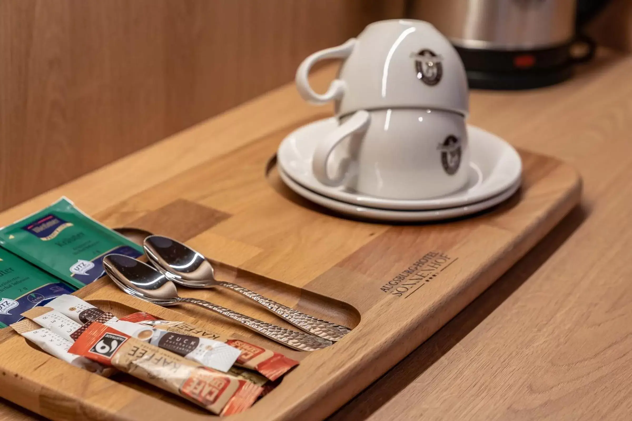 Coffee/tea facilities in Augsburg Hotel Sonnenhof