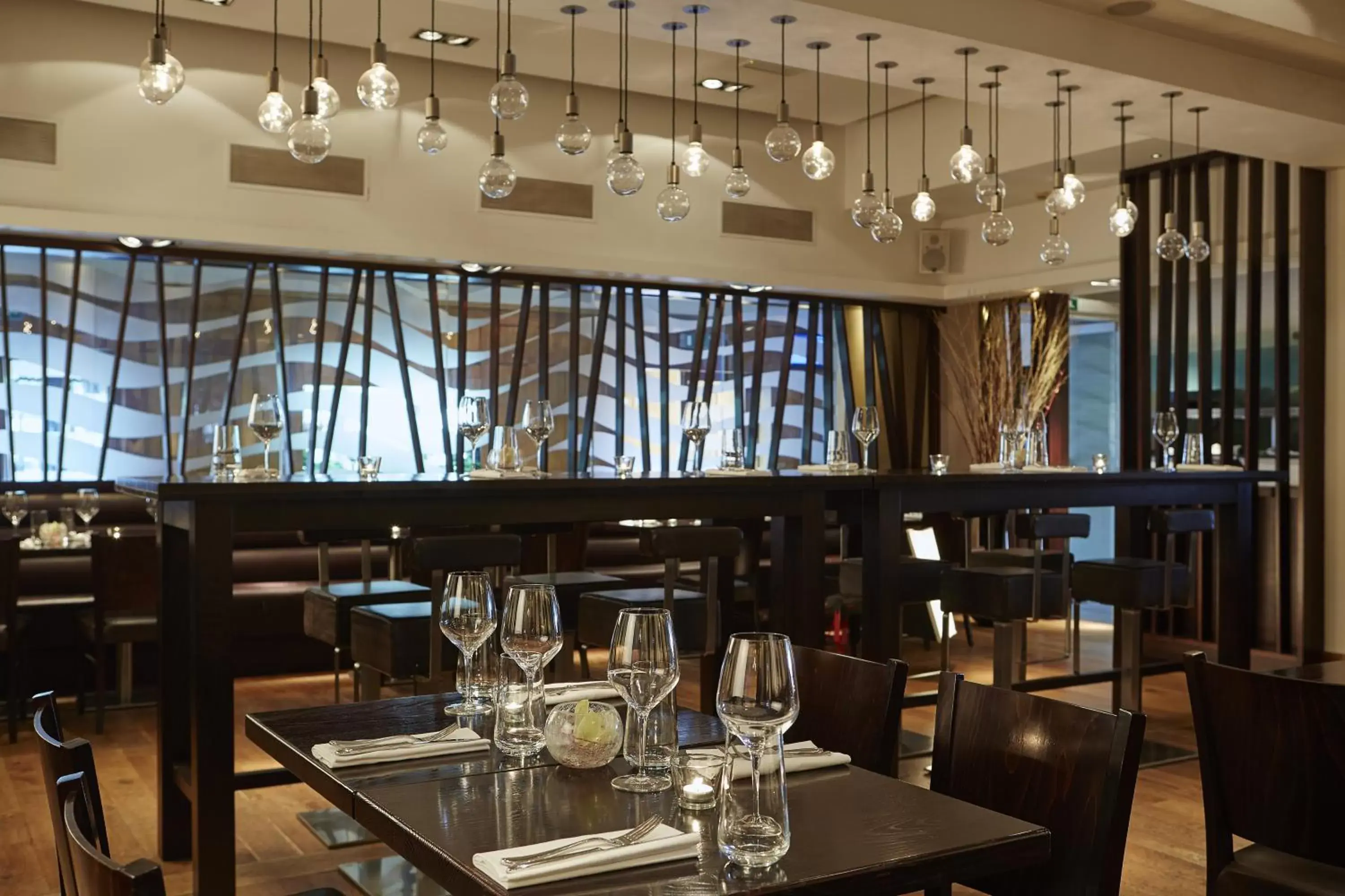 Food and drinks, Restaurant/Places to Eat in Mandolay Hotel Guildford