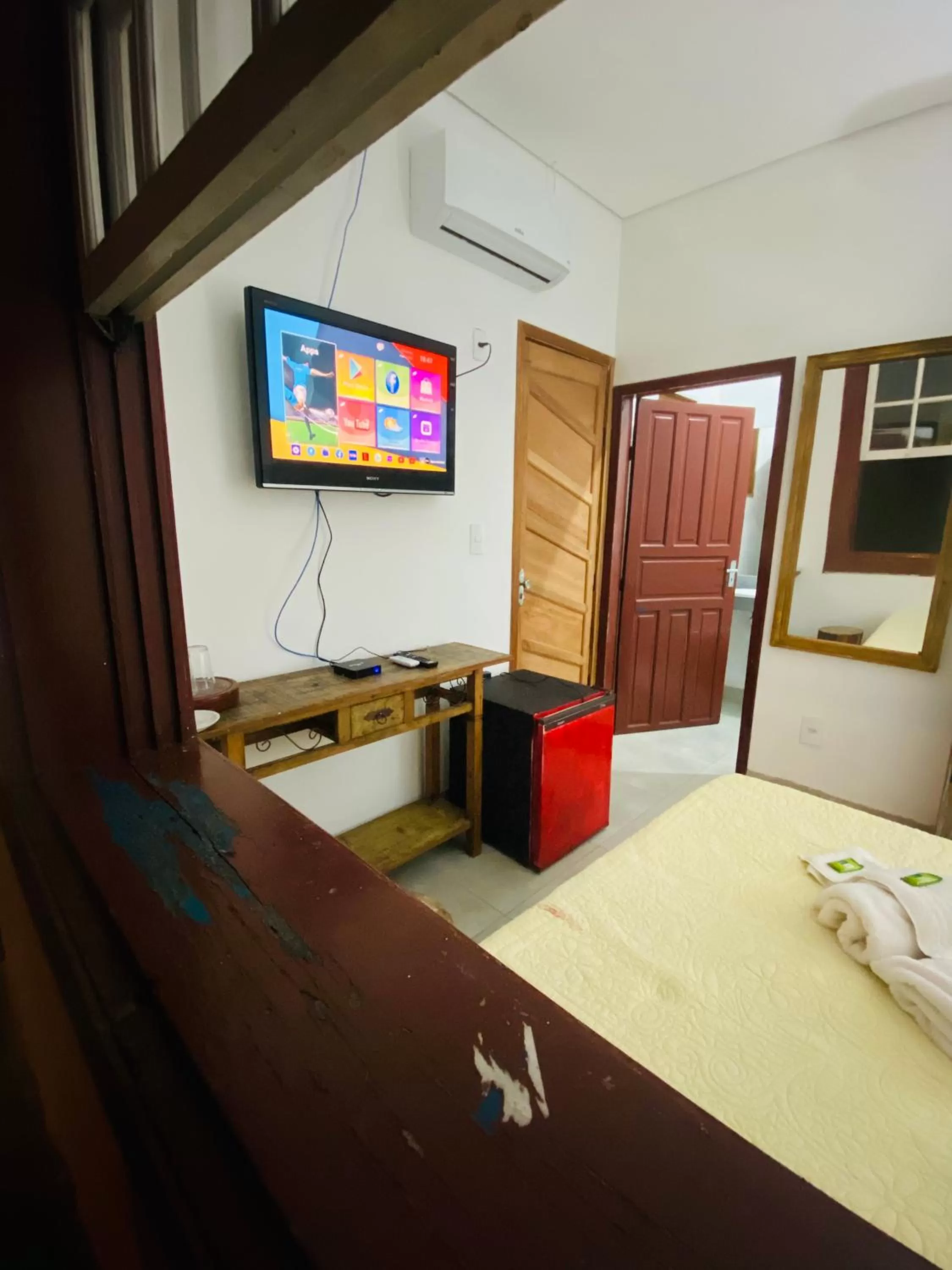 TV/Entertainment Center in POUSADA CHARLOTTE