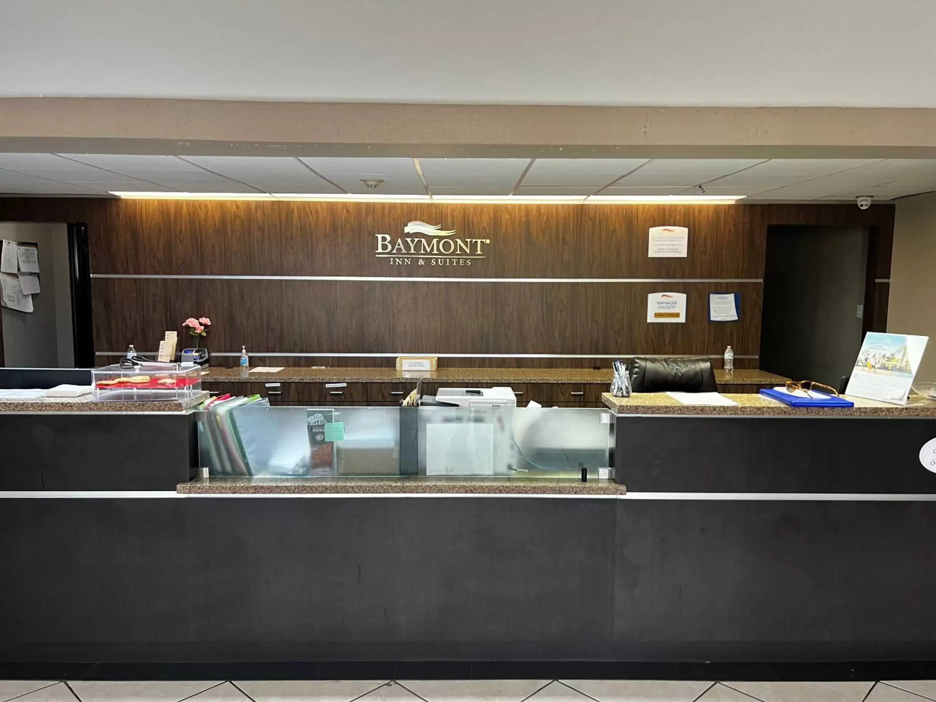 Lobby or reception, Lobby/Reception in Baymont by Wyndham Port Arthur - Groves Area