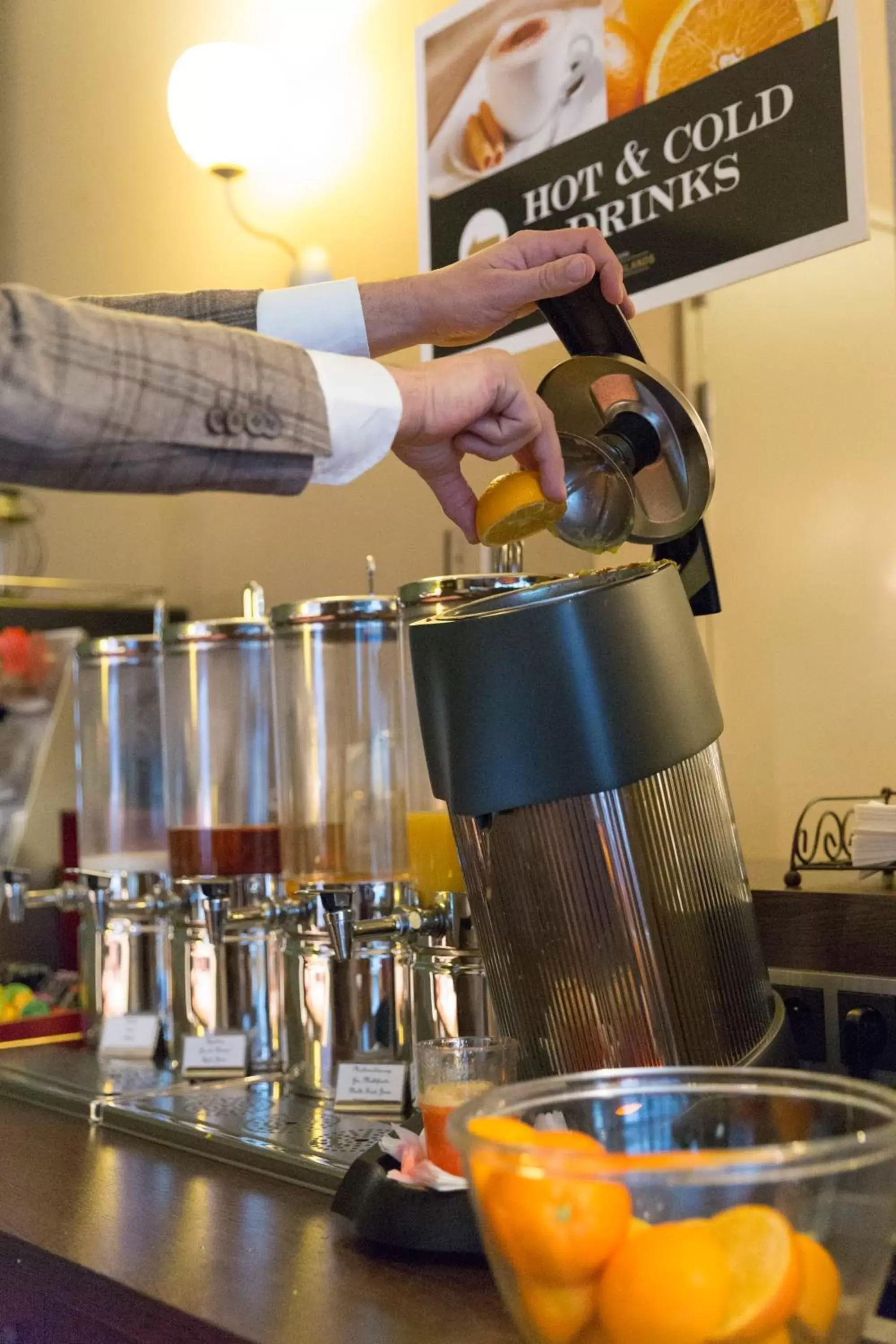 Breakfast, Coffee/Tea Facilities in Hotel Docklands