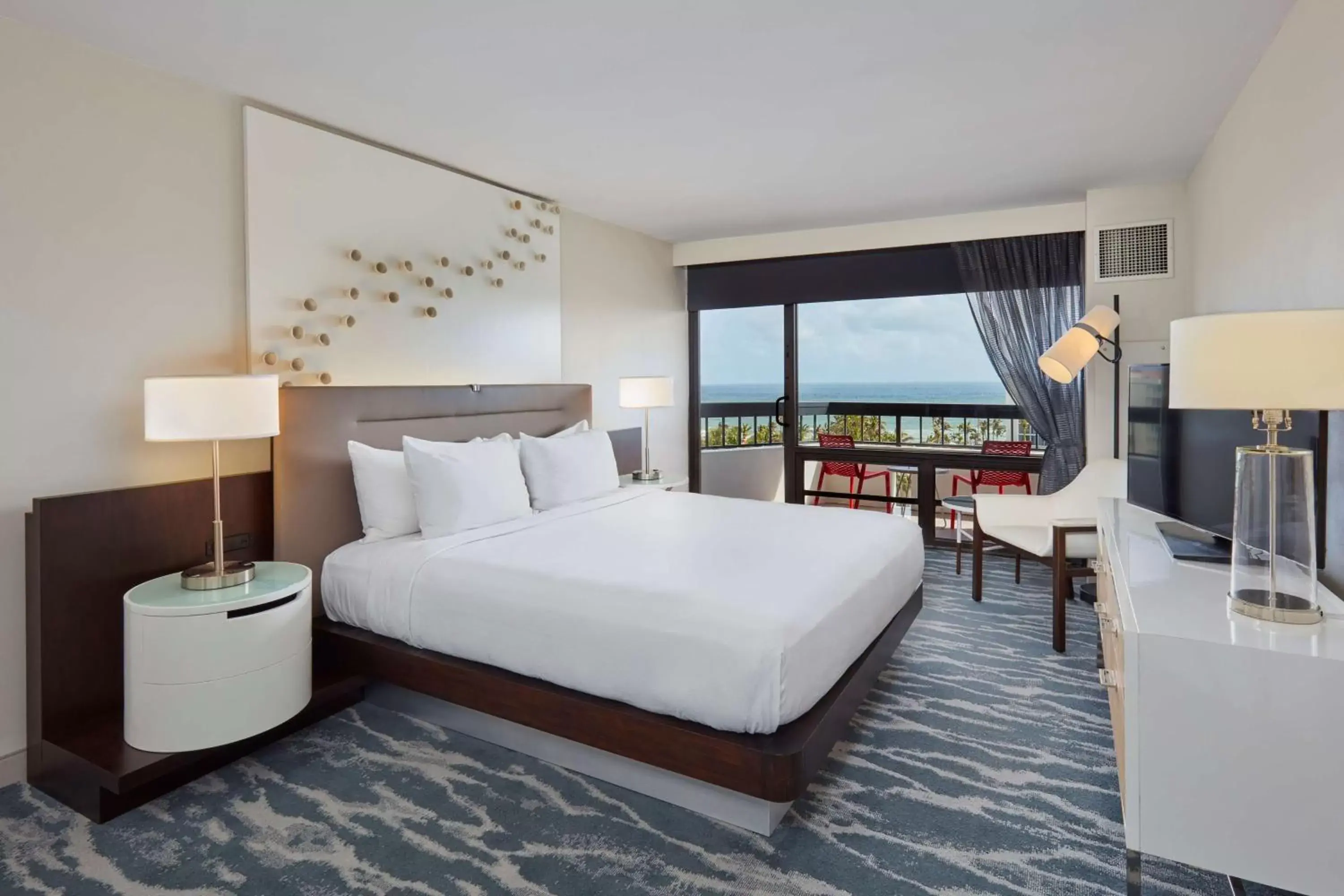 Bed in Waterstone Resort & Marina Boca Raton, Curio Collection by Hilton