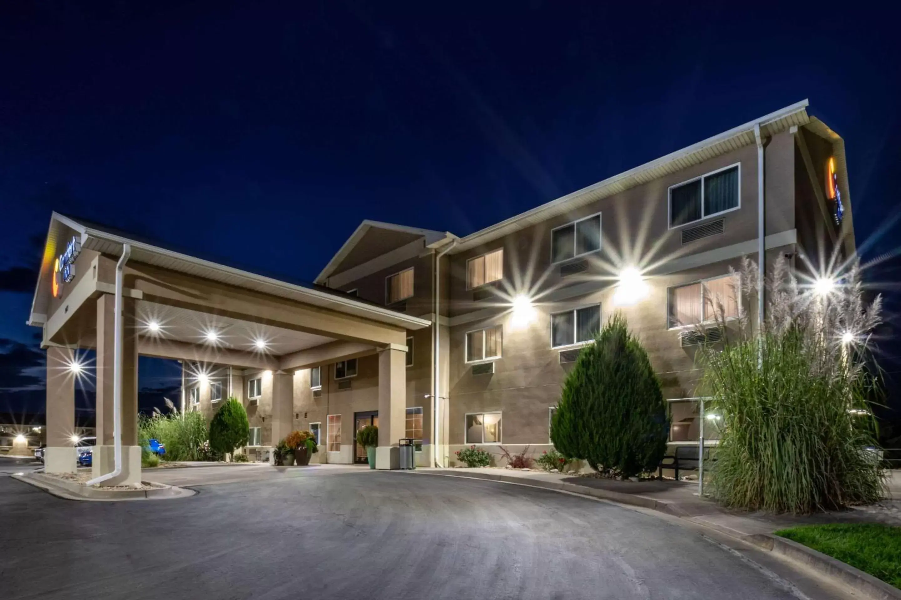 Property Building in Comfort Inn Fort Morgan