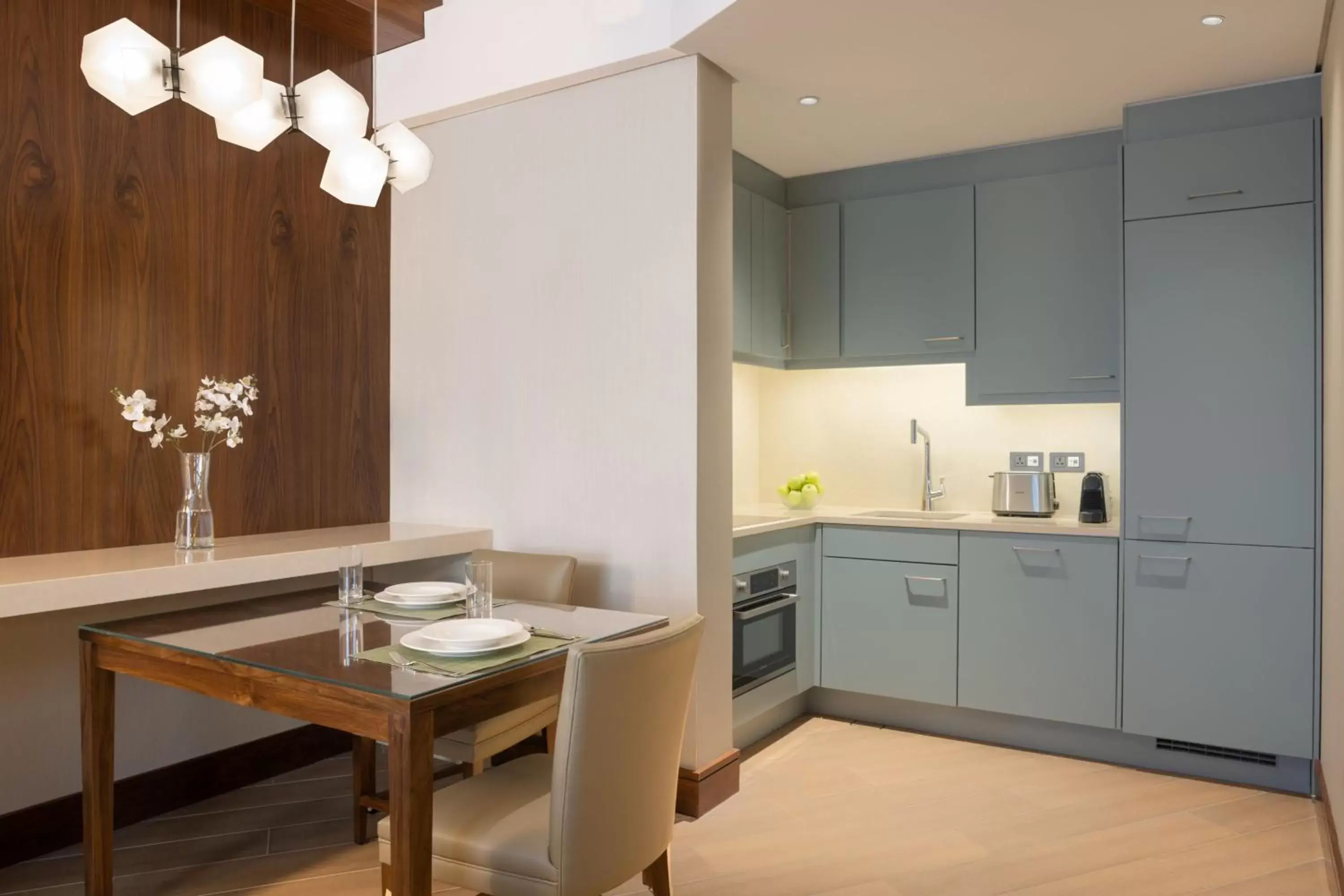 Kitchen or kitchenette, Kitchen/Kitchenette in Marriott Executive Apartments Kuwait City