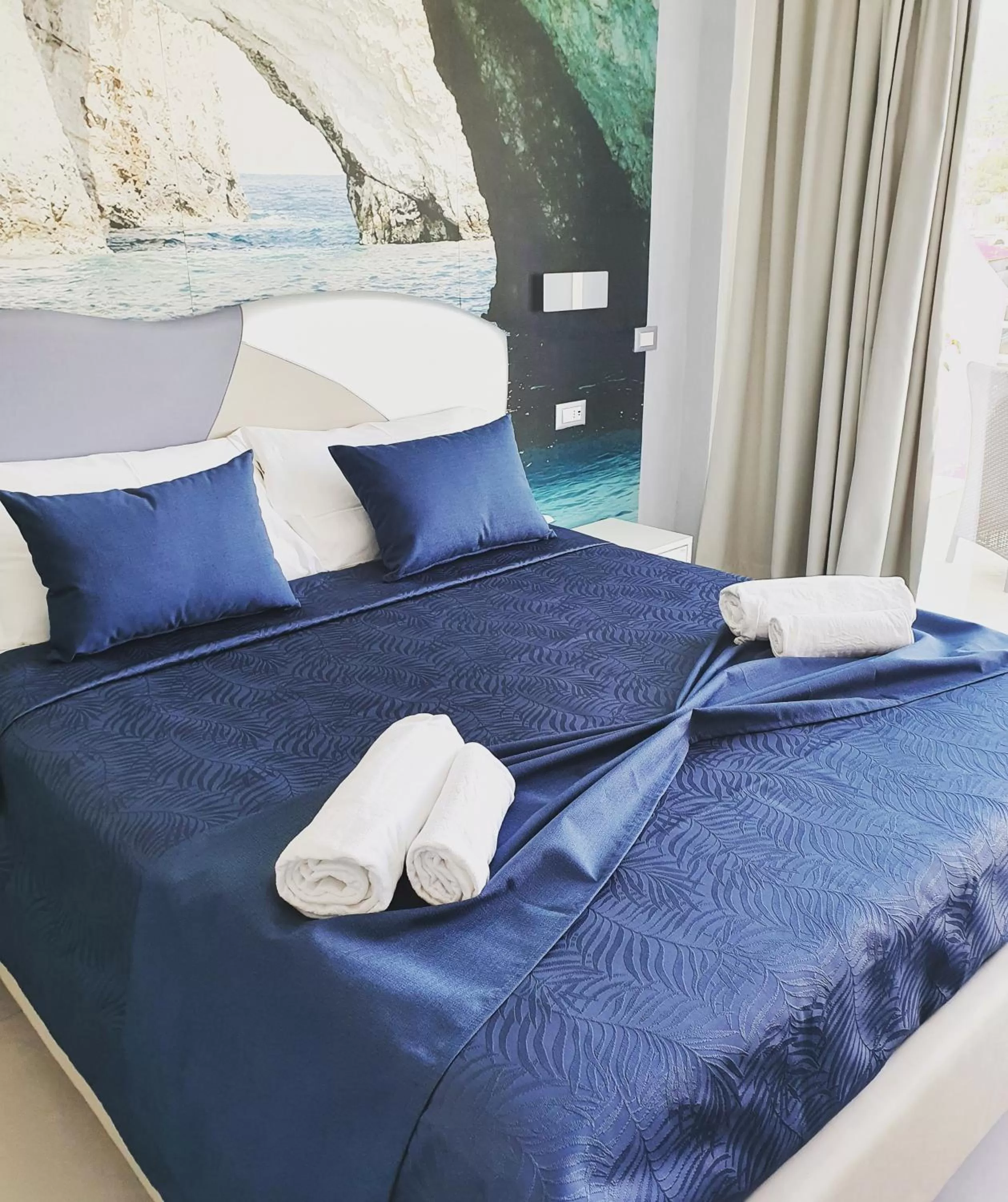 Bed in Clipper Suite