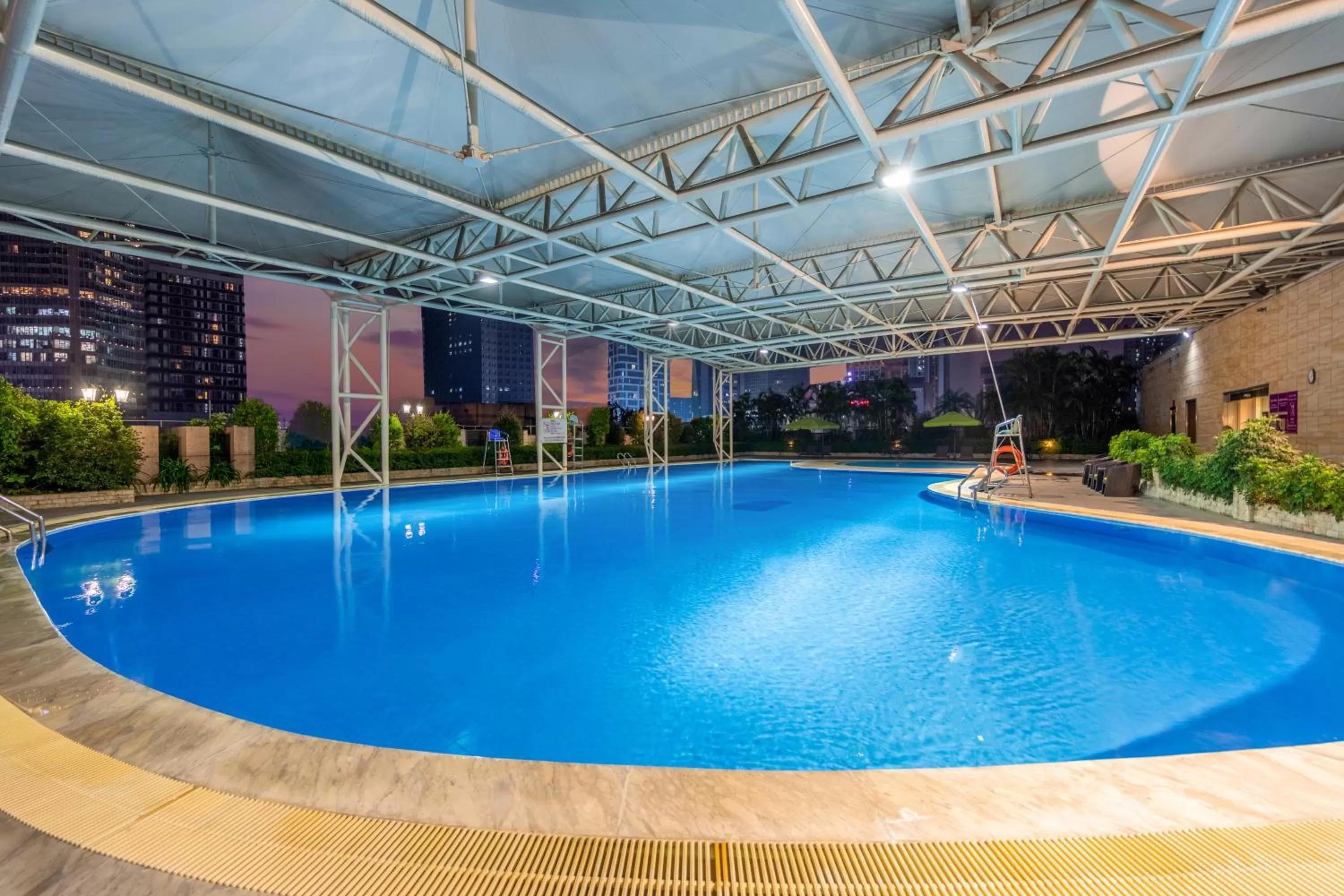 Swimming pool in Crowne Plaza Foshan by IHG