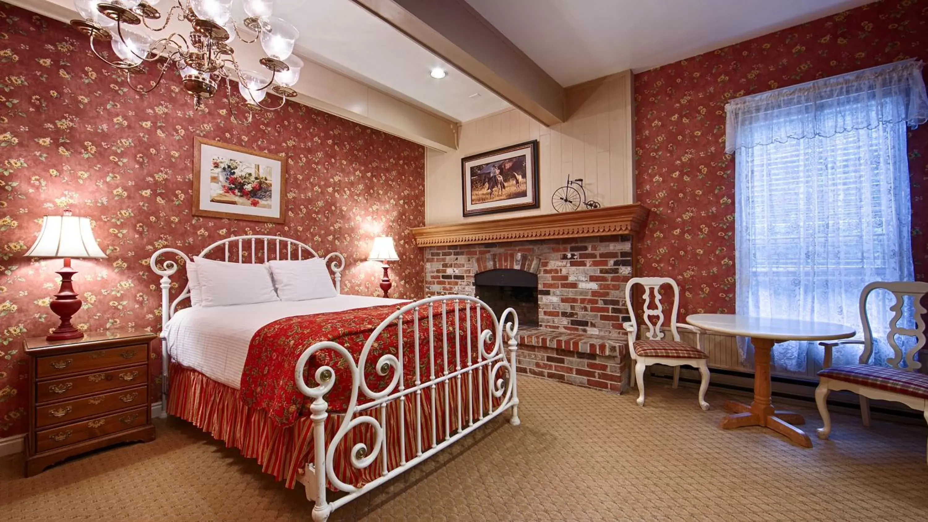 Photo of the whole room in Best Western Grandma's Feather Bed