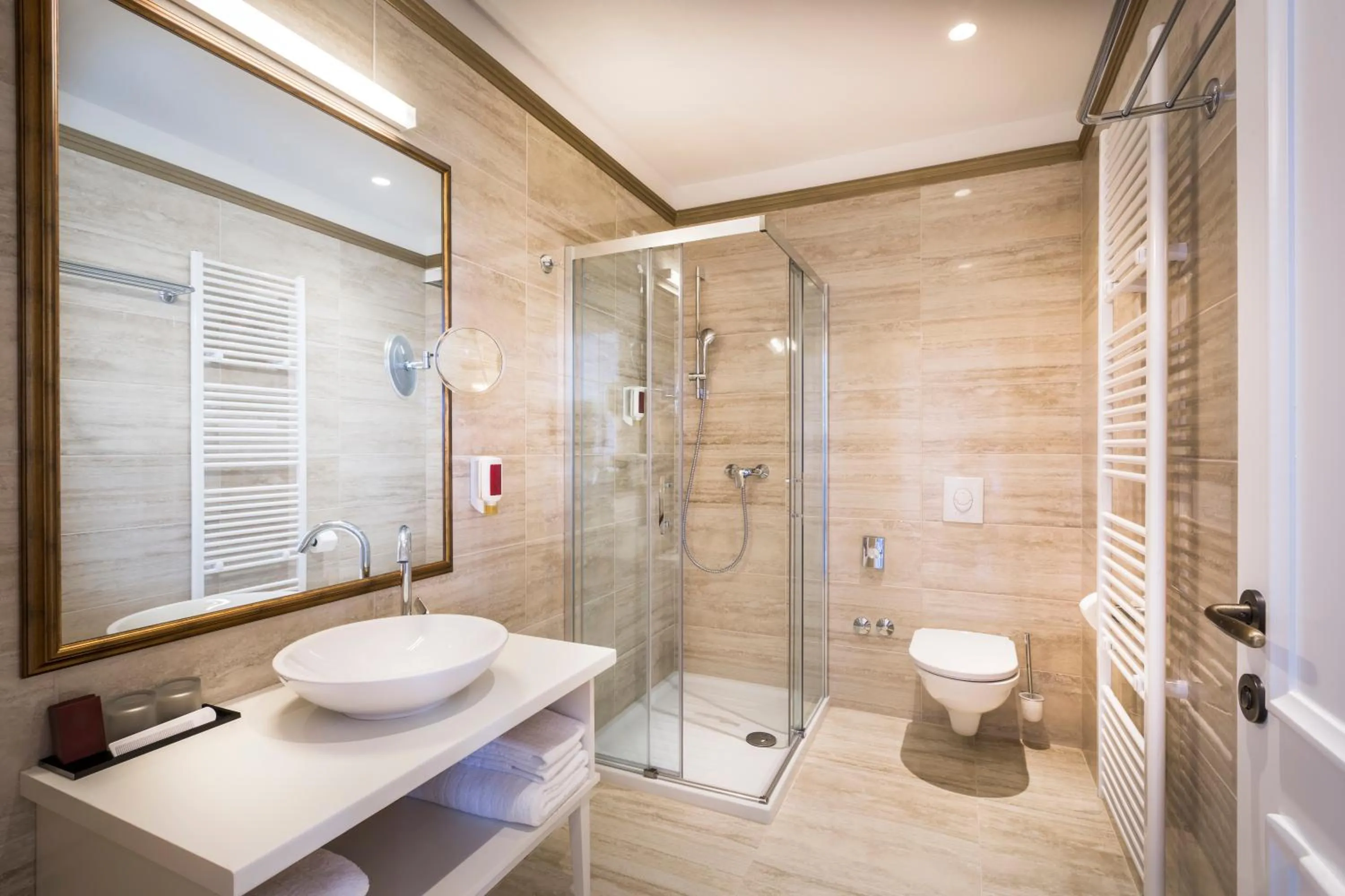 Bathroom in Hotel Bellevue - by Liburnia Hotels & Villas