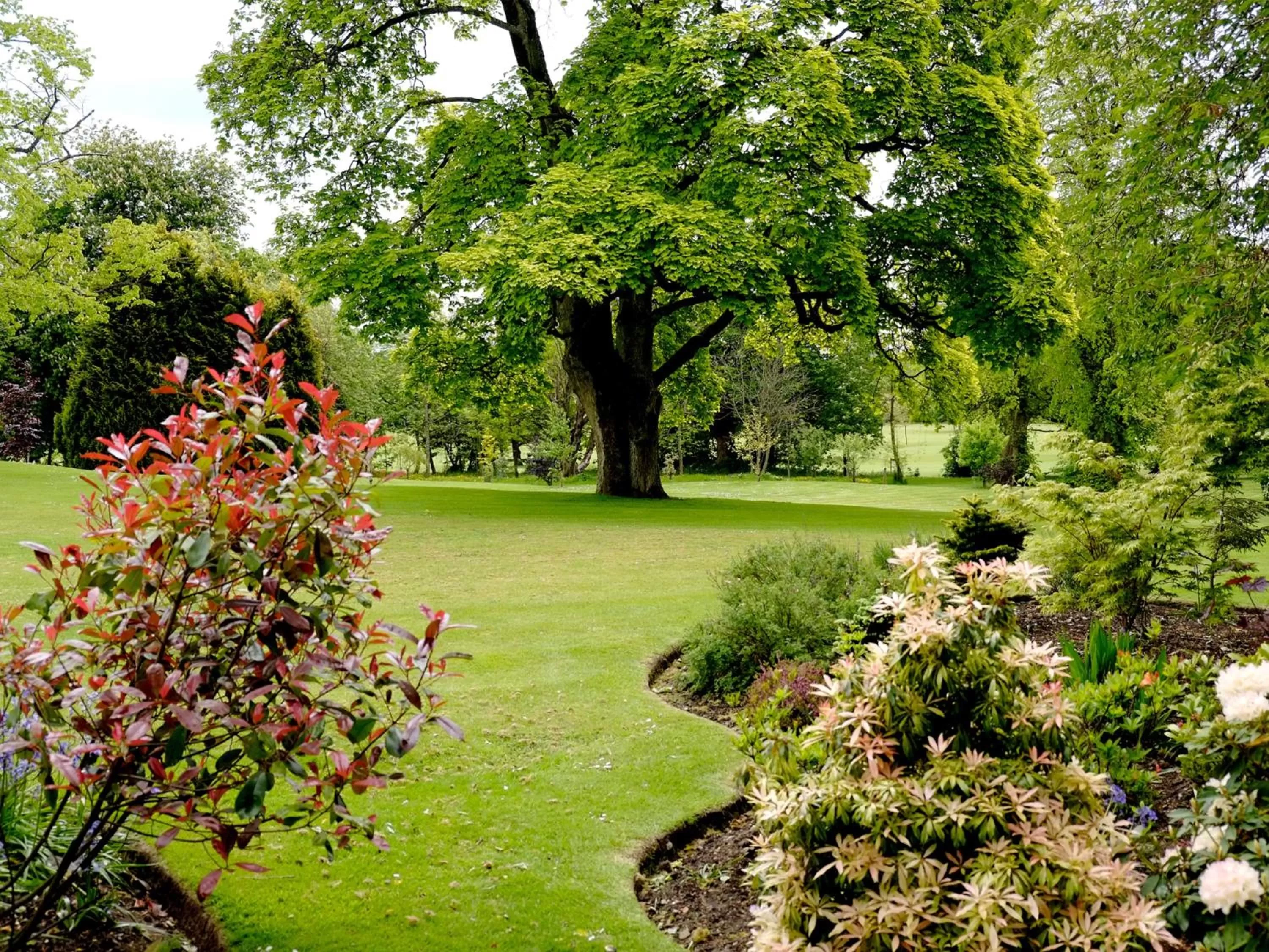 Garden view in Macdonald Houstoun House