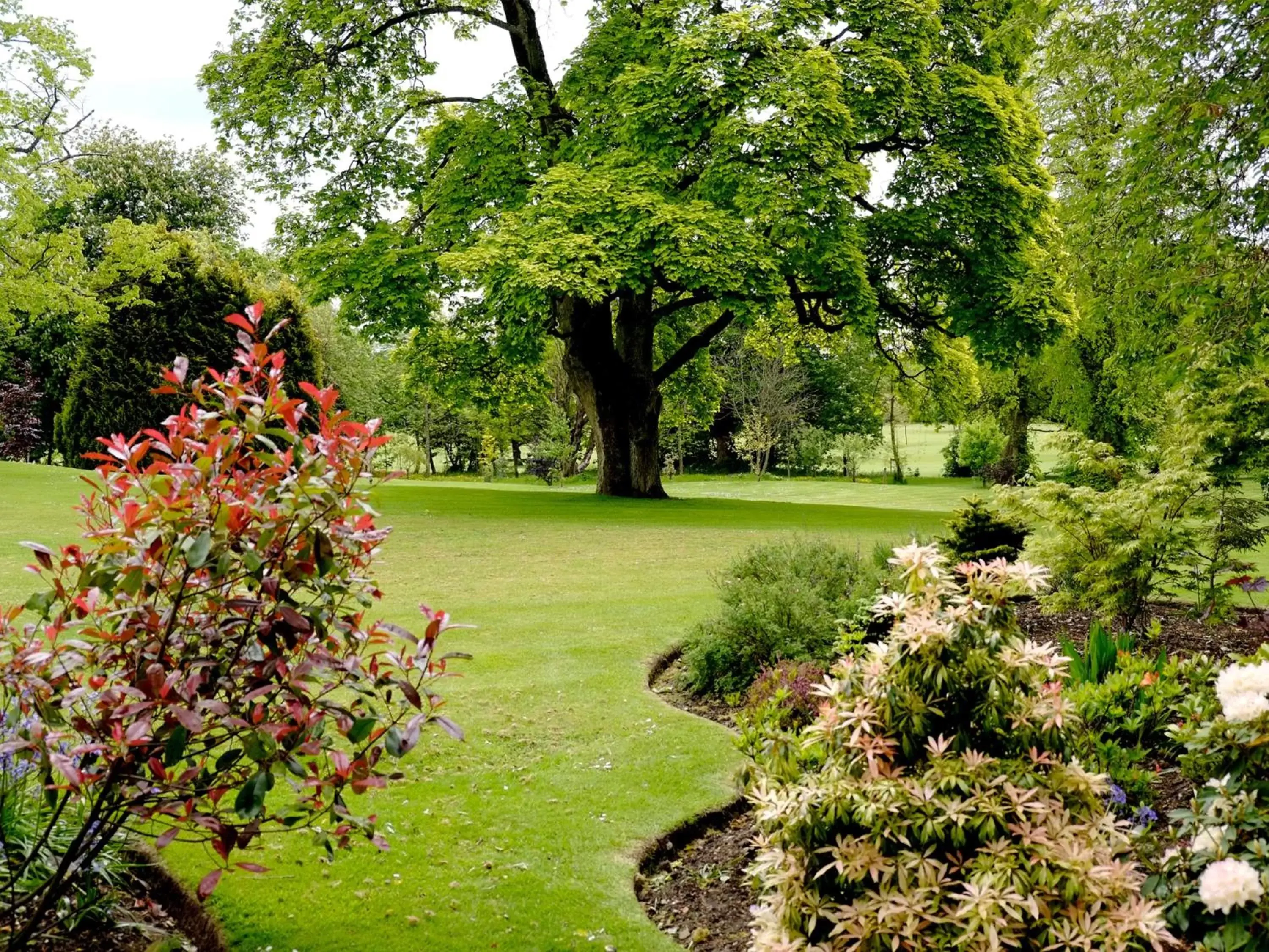Garden view, Garden in Macdonald Houstoun House