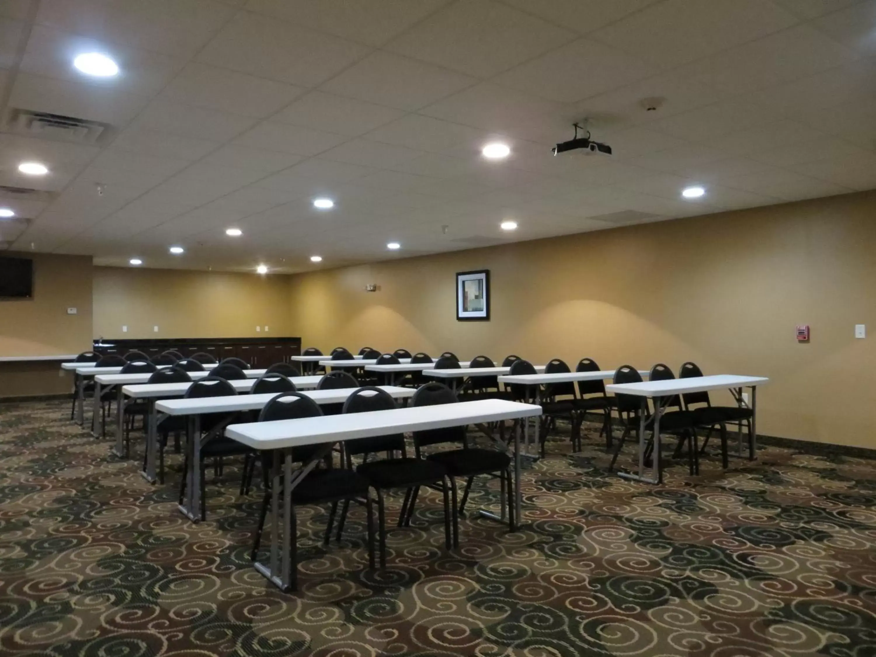 Meeting/conference room in Cobblestone Inn & Suites - Harper