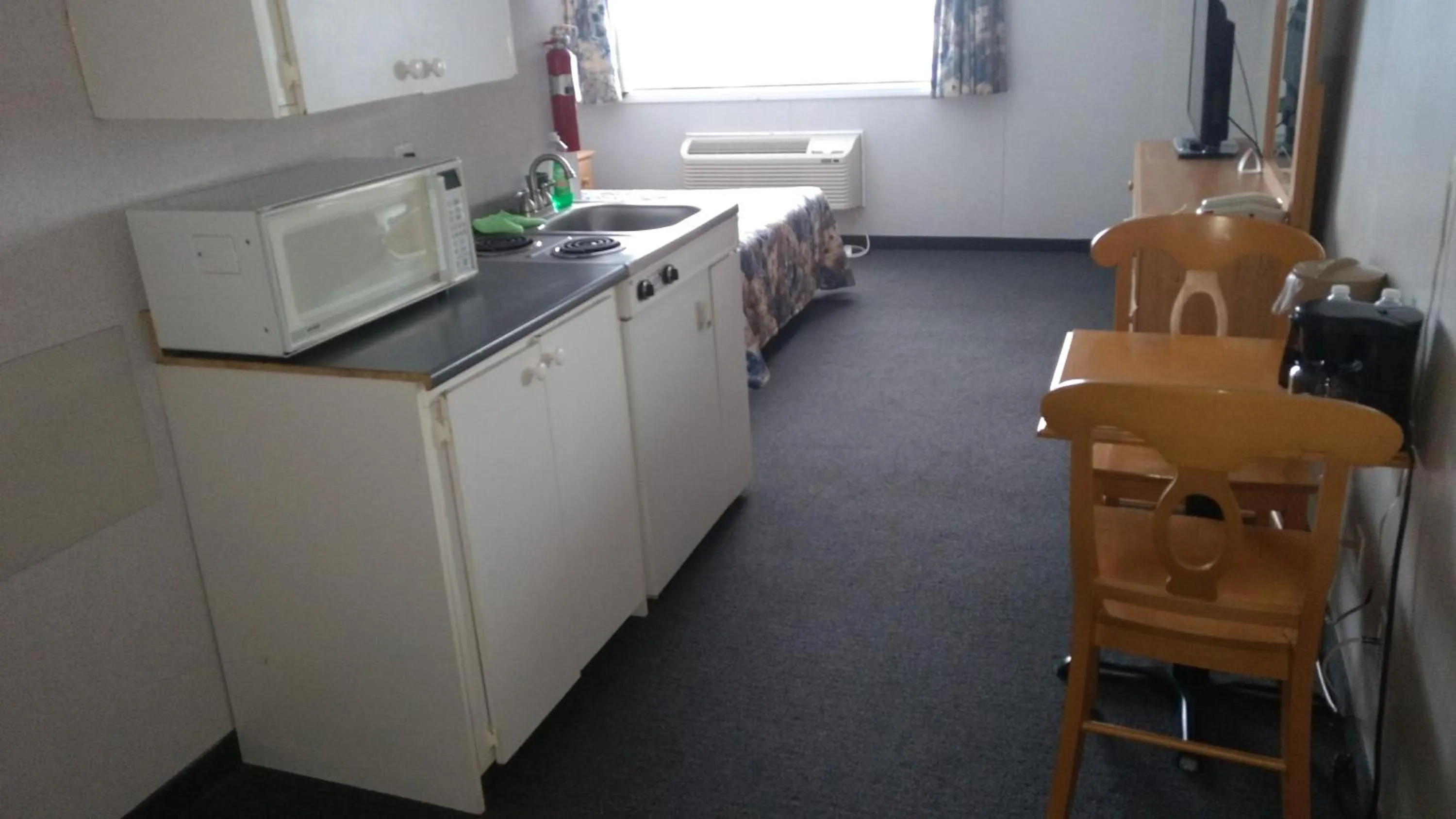 Kitchen or kitchenette in Travel Inn Hearst