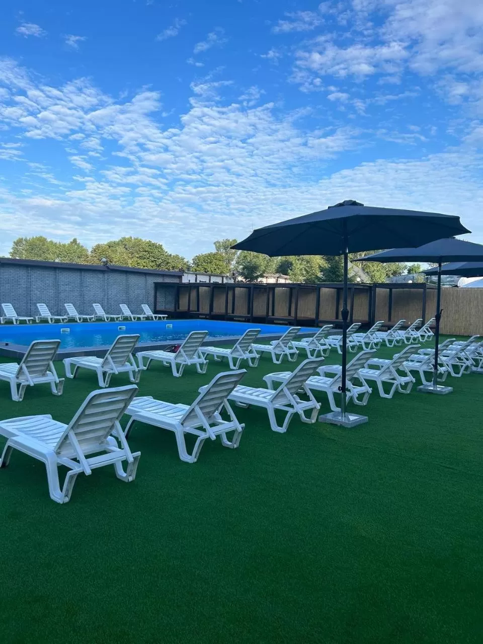 Day in Hotel and Entertaiment Complex Vlada