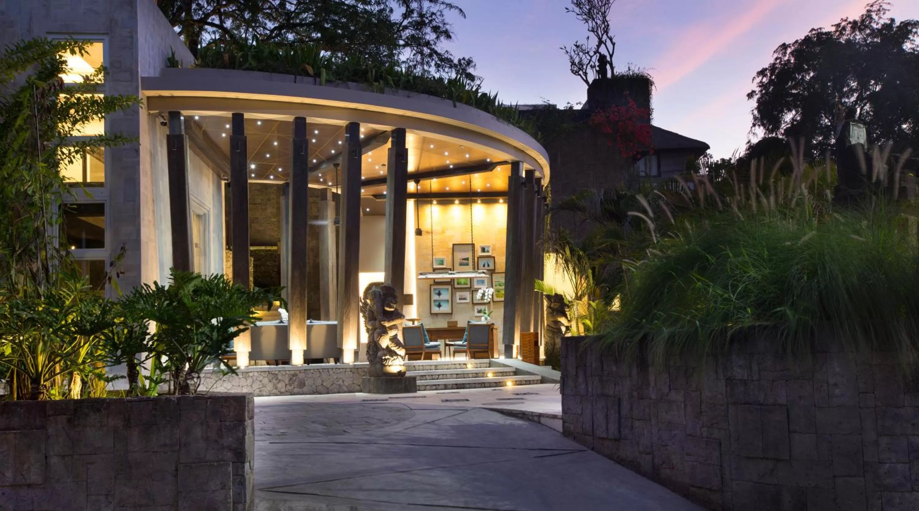 Facade/entrance in The Tamarind Resort - Nusa Lembongan