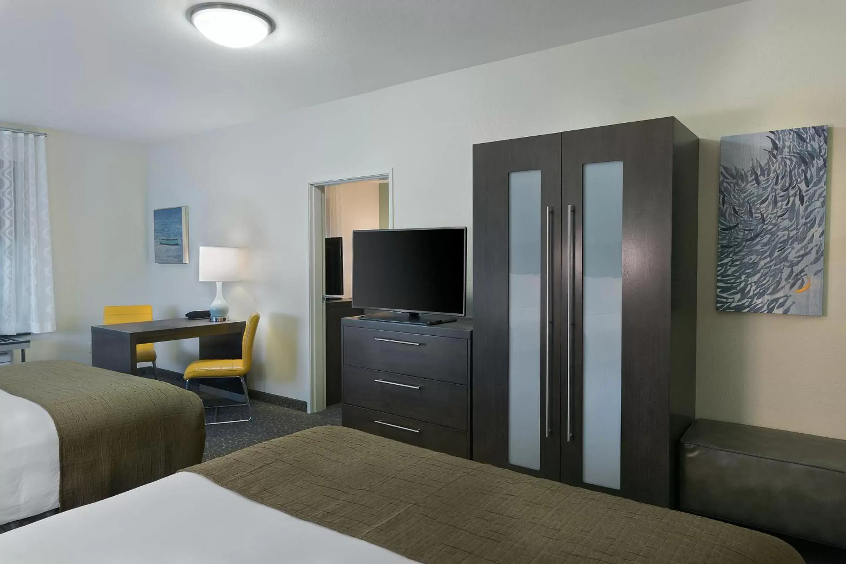 TV and multimedia, TV/Entertainment Center in Oxford Suites Bellingham