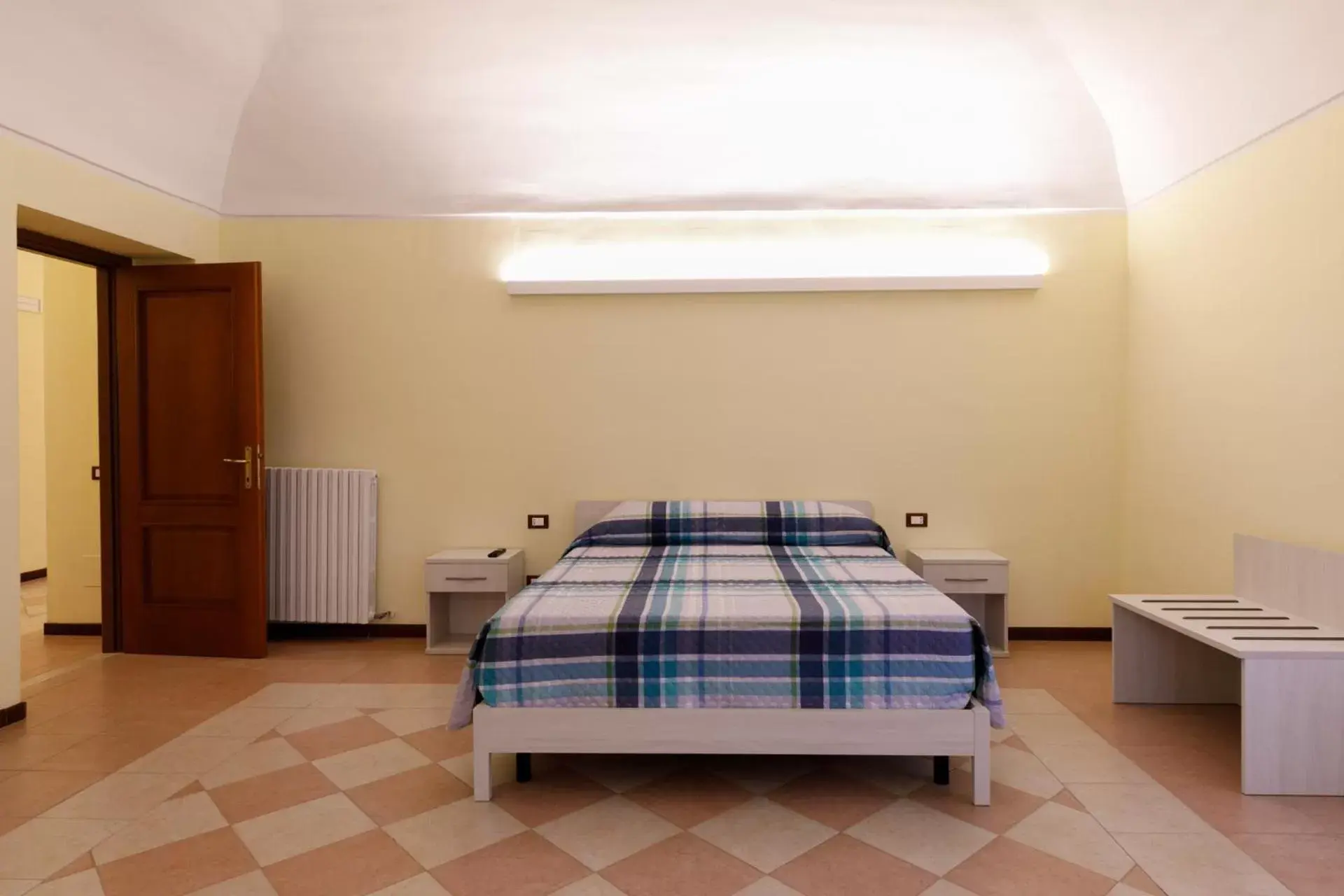 Bed in B&B Lanciano