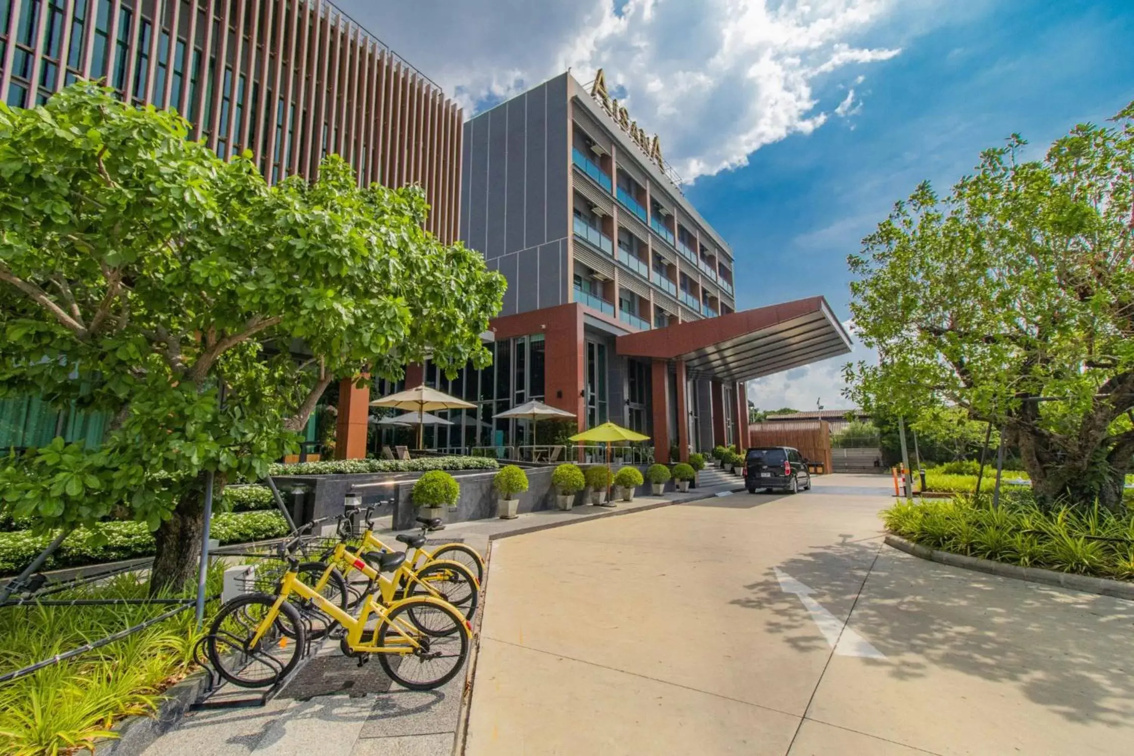 Facade/entrance in AisanA Hotel Korat Facade/entrance in AisanA Hotel Korat
