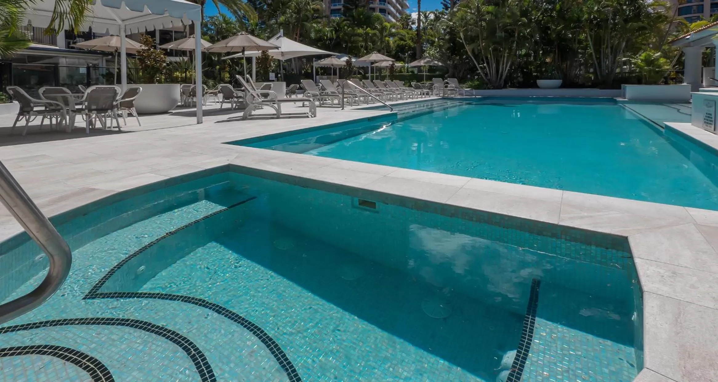 Swimming pool in Marrakesh Apartments