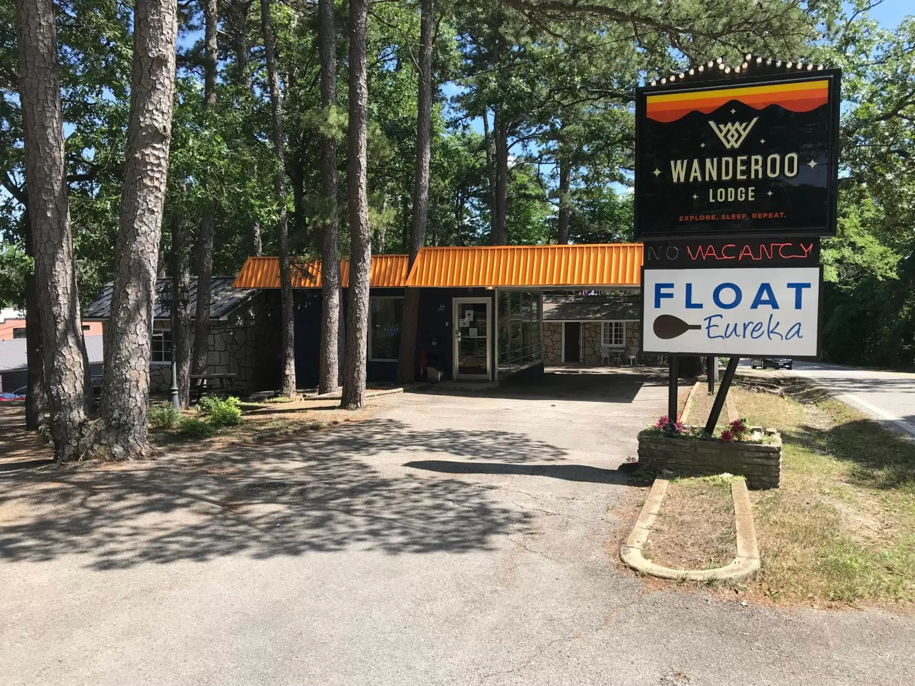 Facade/entrance in The Wanderoo Lodge