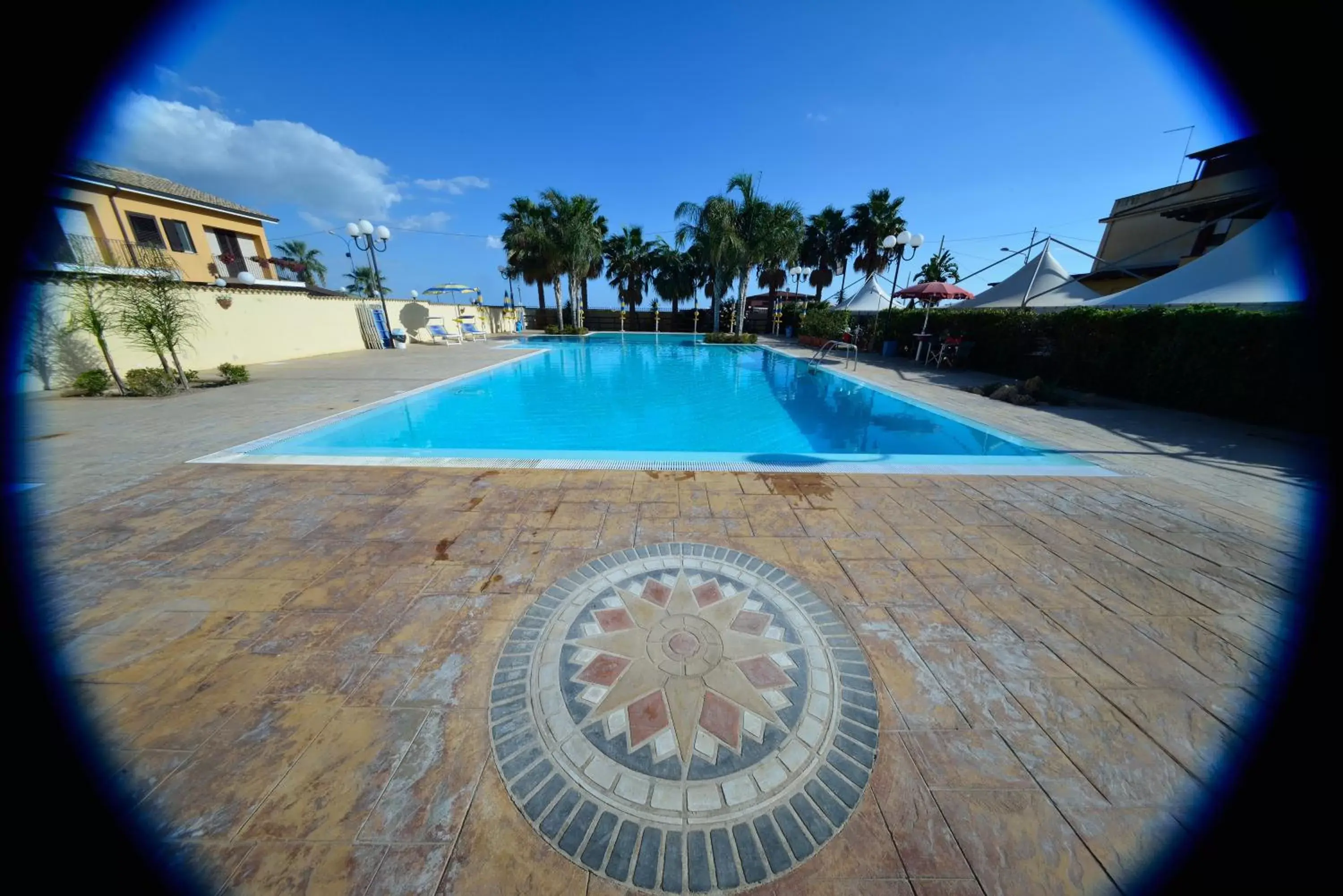 Swimming Pool in Case Vacanze Ancora