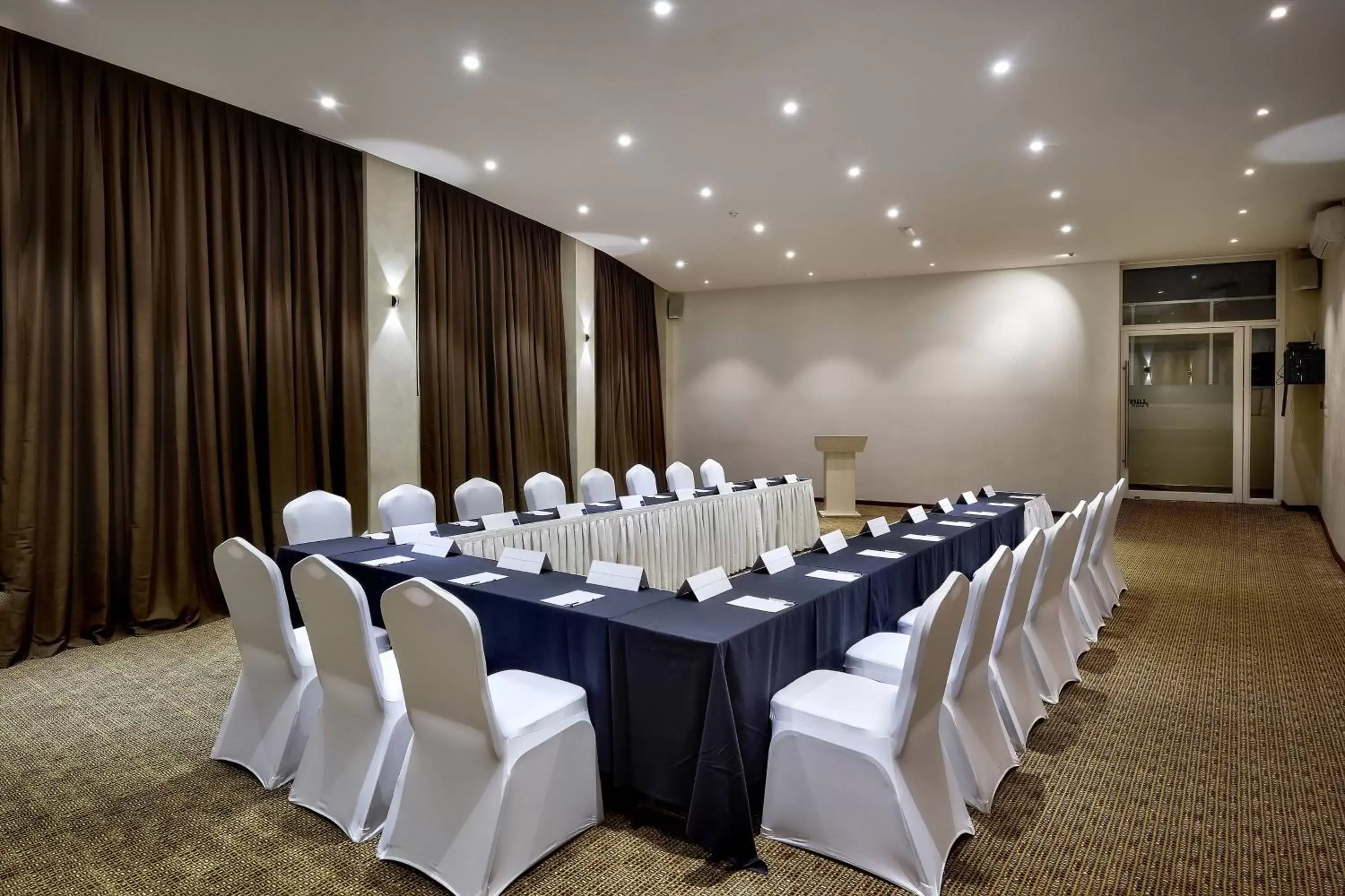 Meeting/conference room in Protea Hotel by Marriott Kampala Skyz