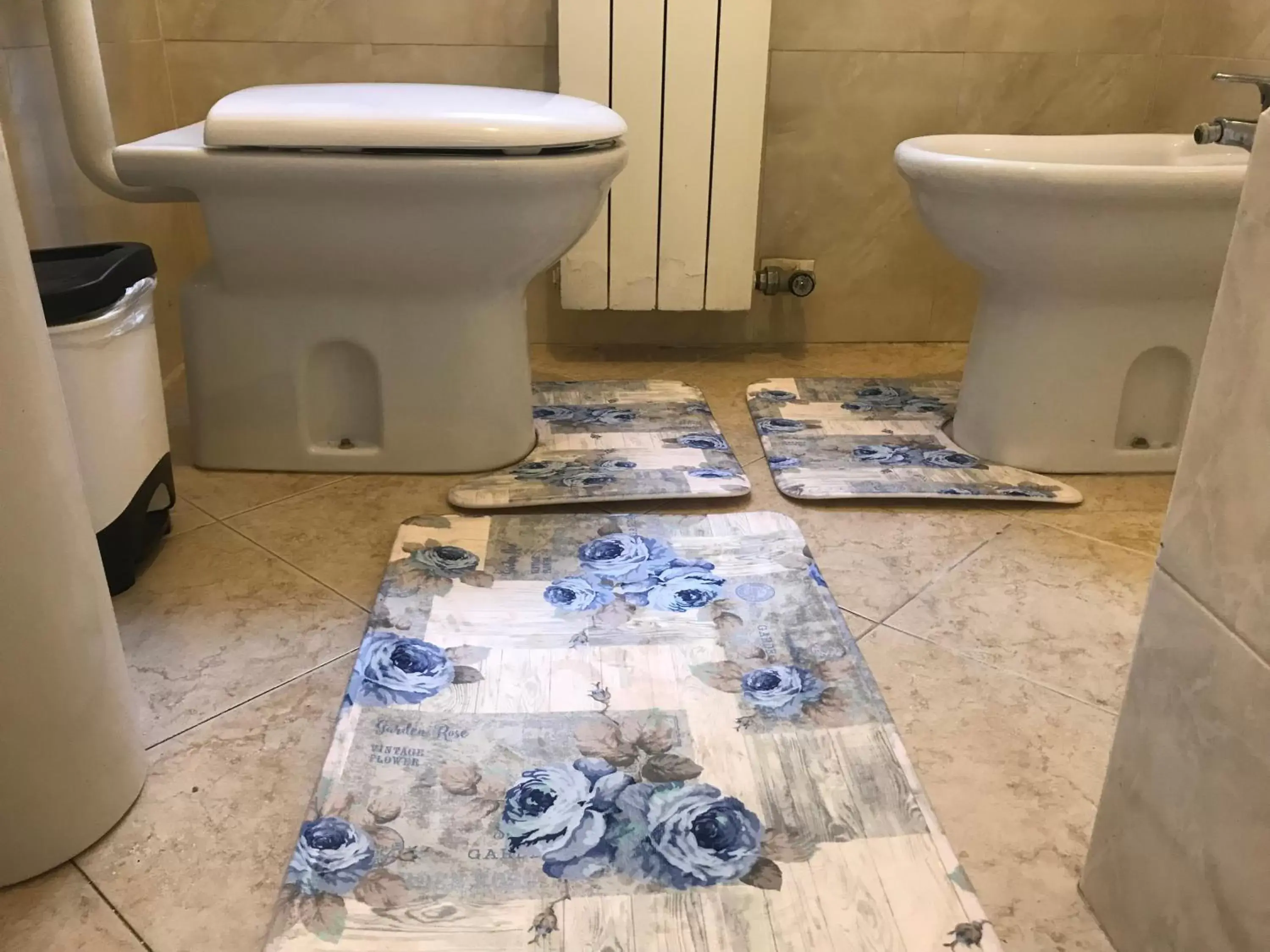 Bathroom in Hotel Venice Tour