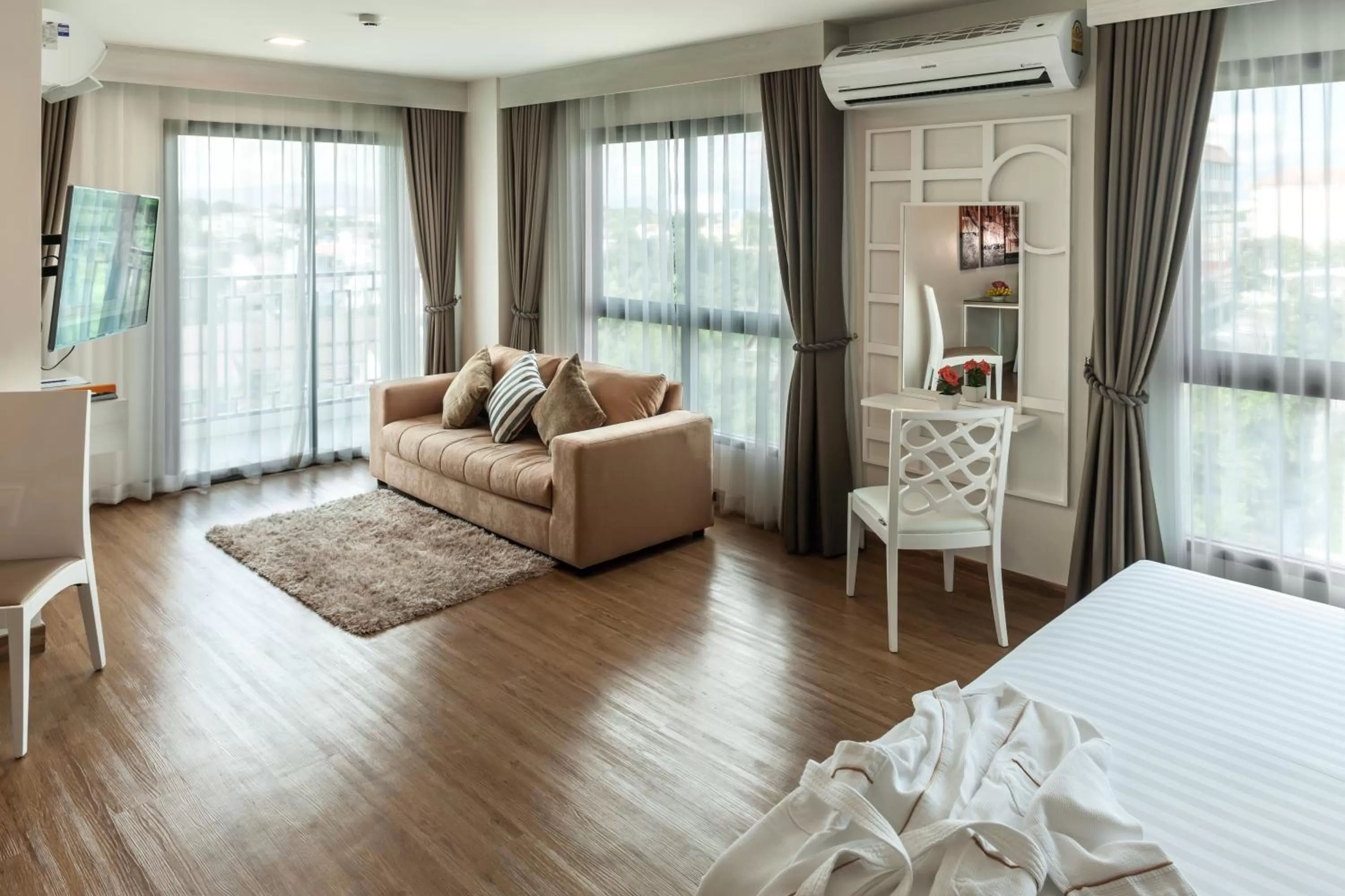 TV and multimedia, Bed in Cmor by Recall Hotels SHA Extra Plus