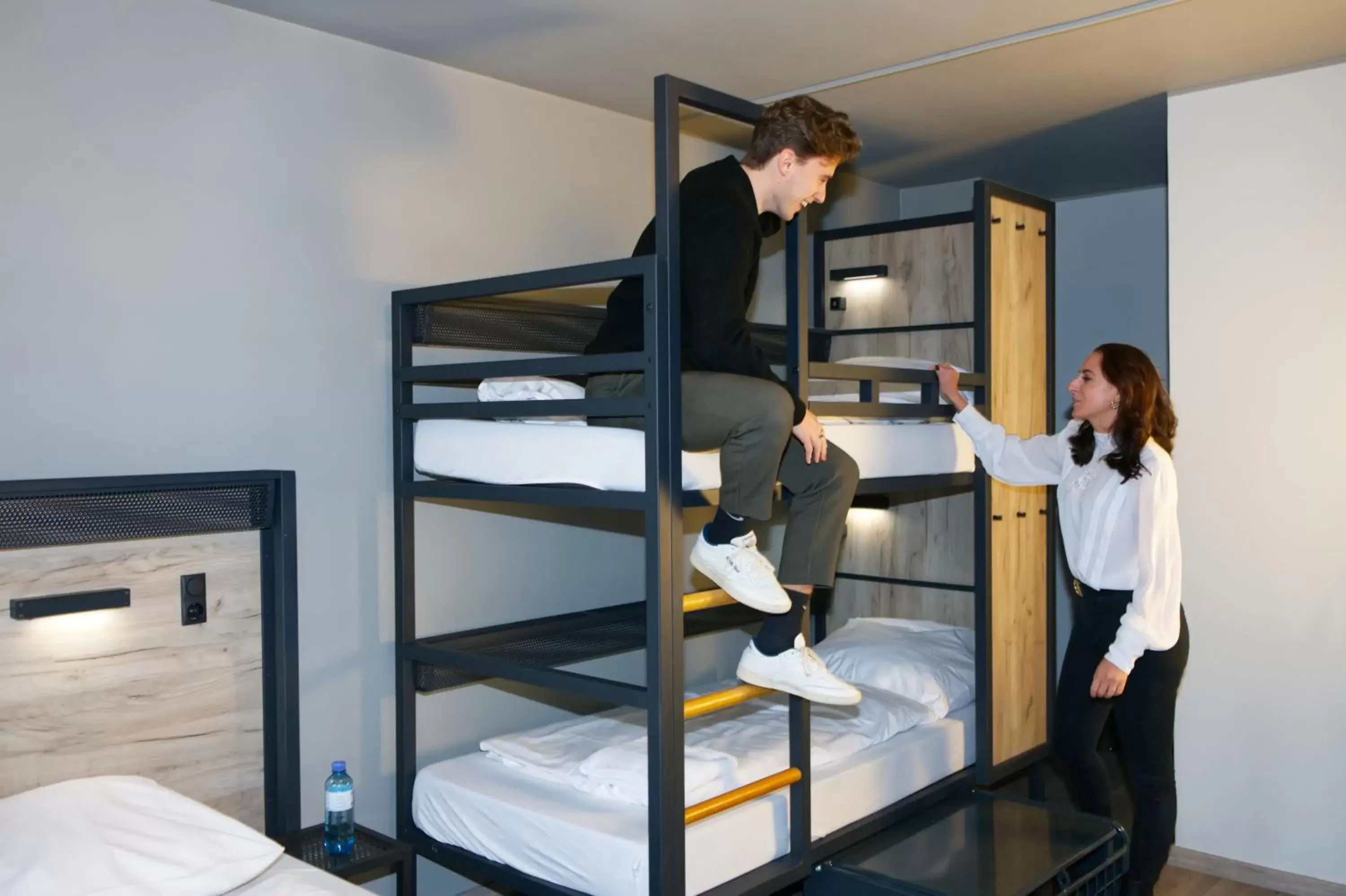 Guests, Bunk Bed in A&O MÃ¼nchen HackerbrÃ¼cke