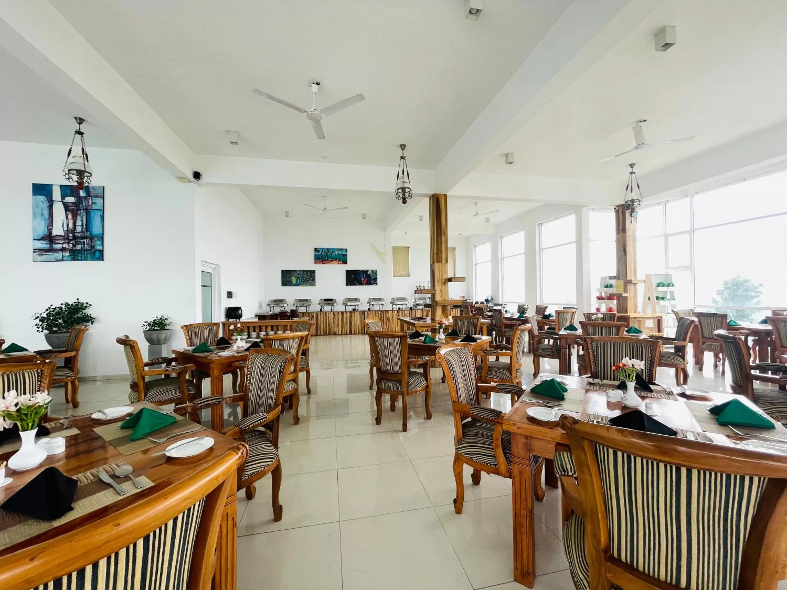 Restaurant/Places to Eat in Heaven's Edge By EHI